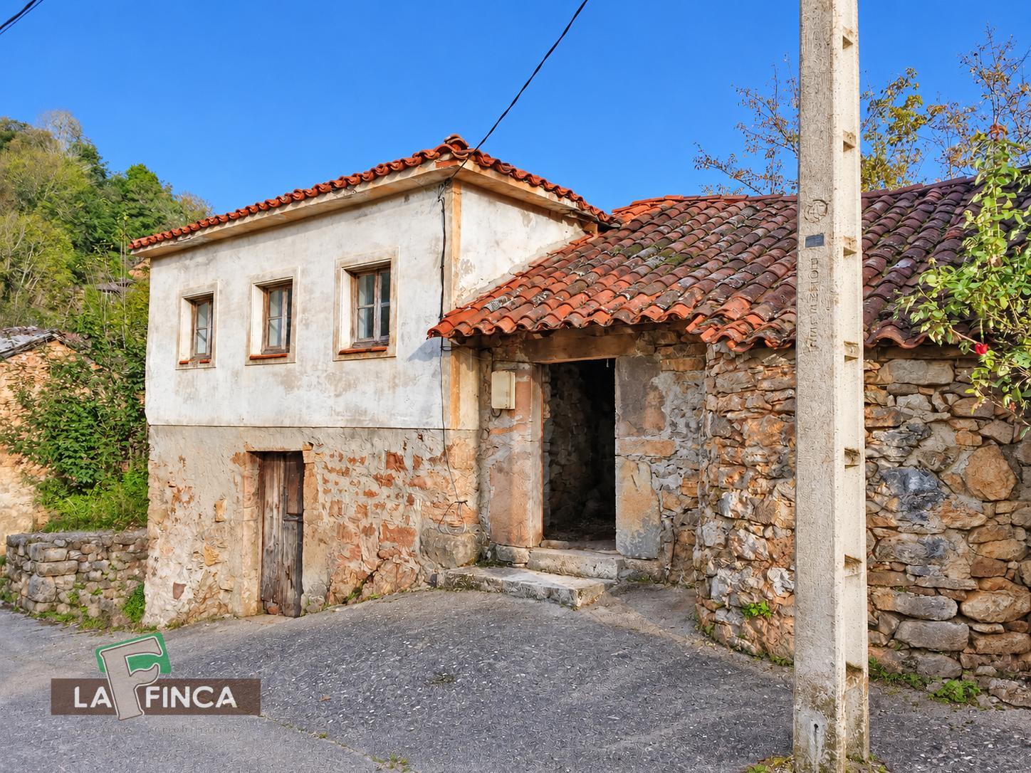 Venta de casa en Belmonte de Miranda