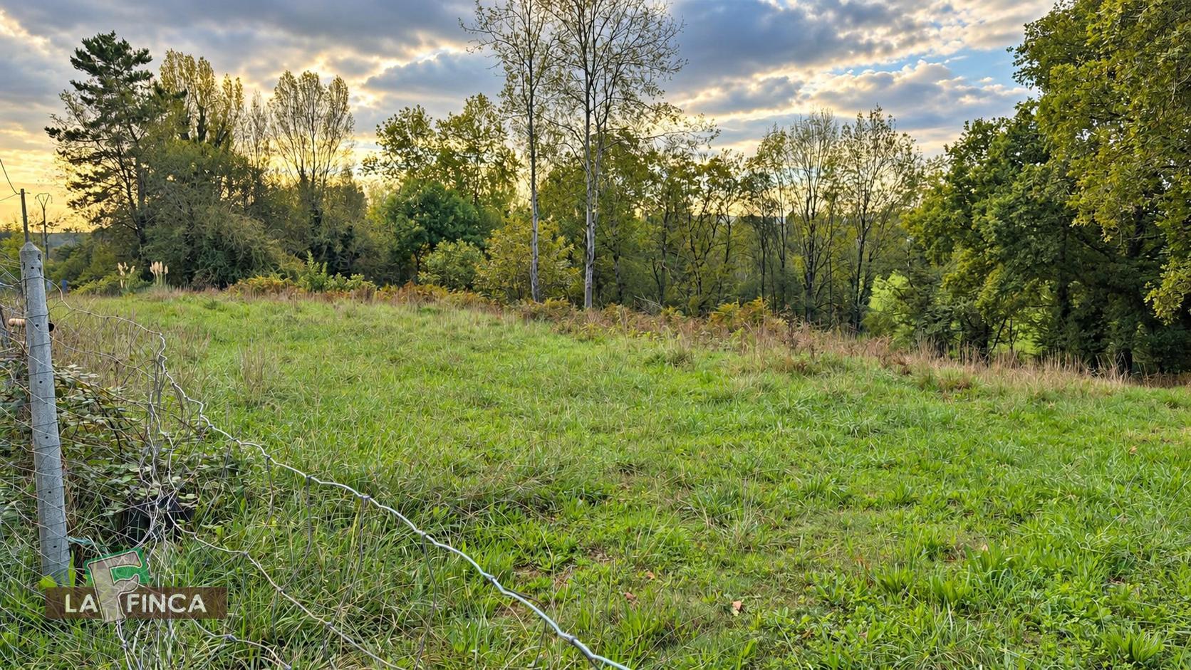 Venta de terreno en Siero