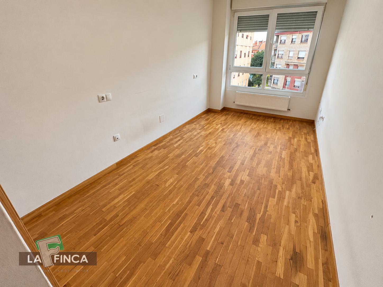 Venta de piso en Lugones