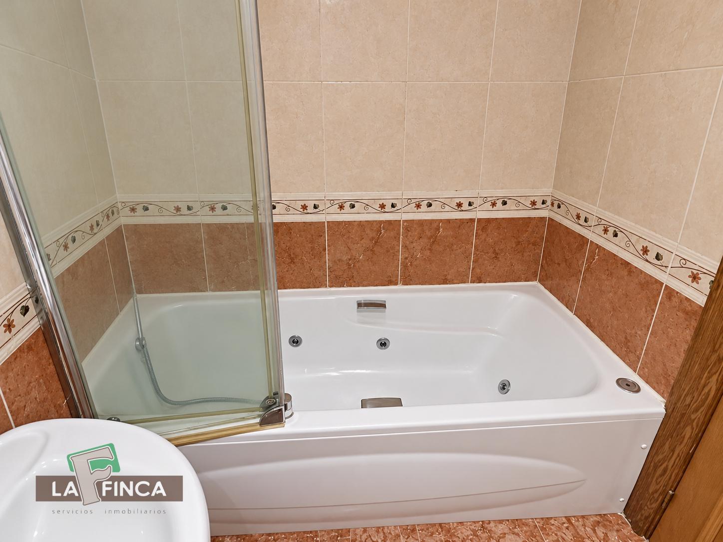 Venta de piso en Lugones