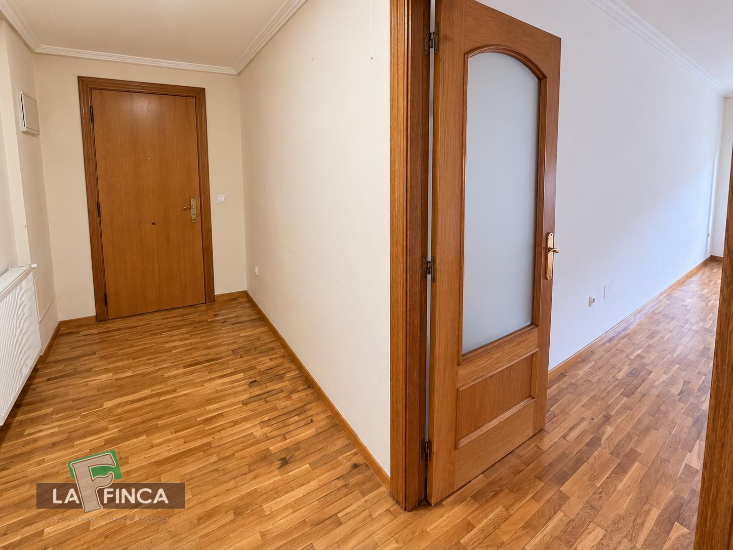 Venta de piso en Lugones
