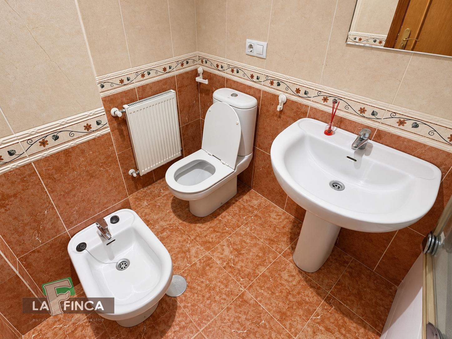 Venta de piso en Lugones
