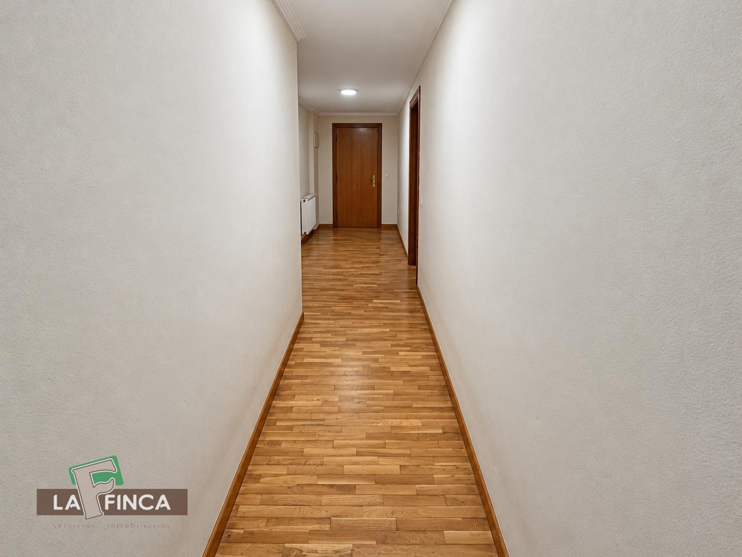 Venta de piso en Lugones