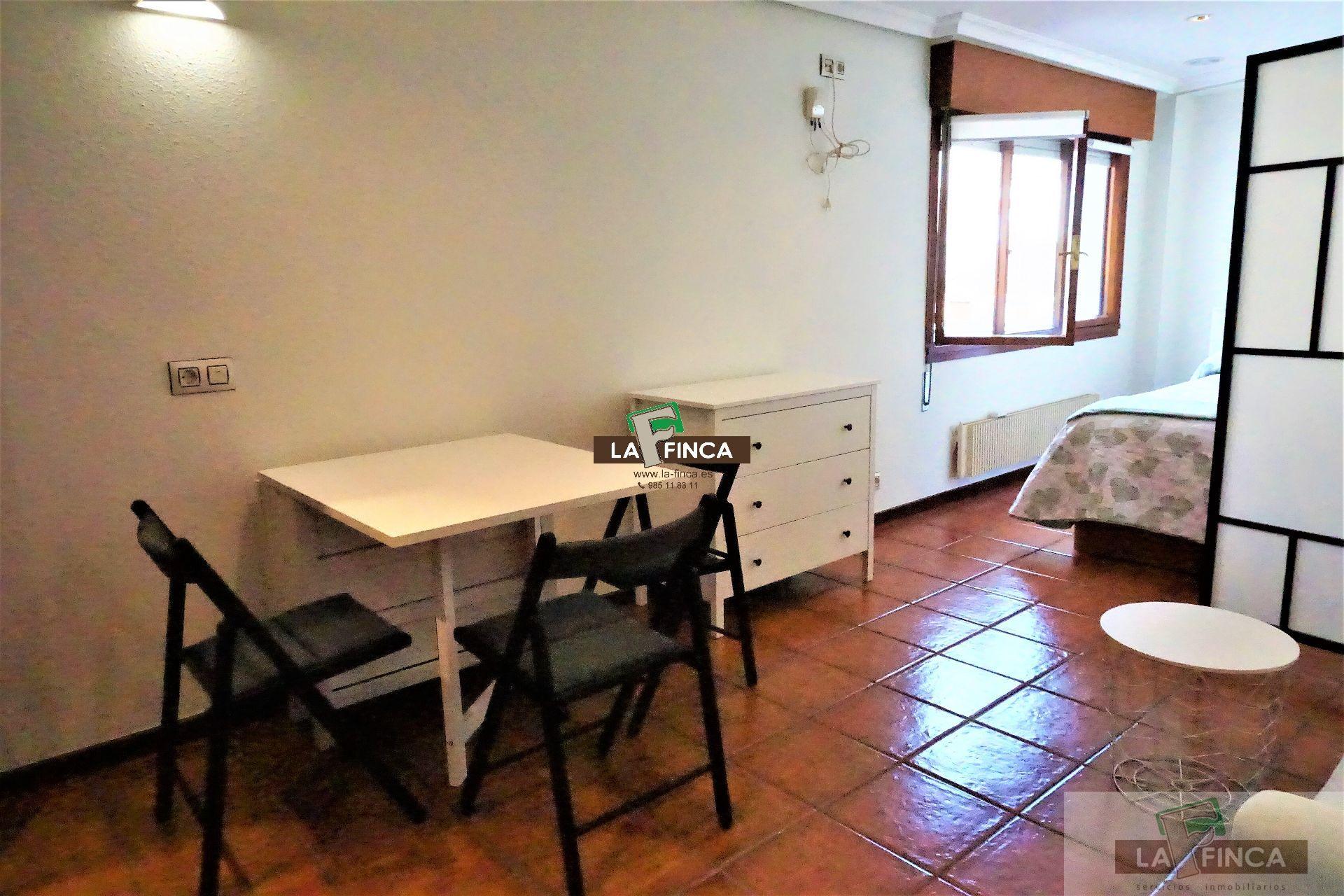 For rent of study in Oviedo