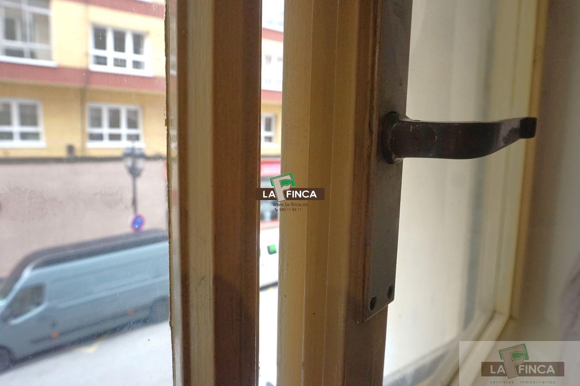 For sale of flat in Oviedo