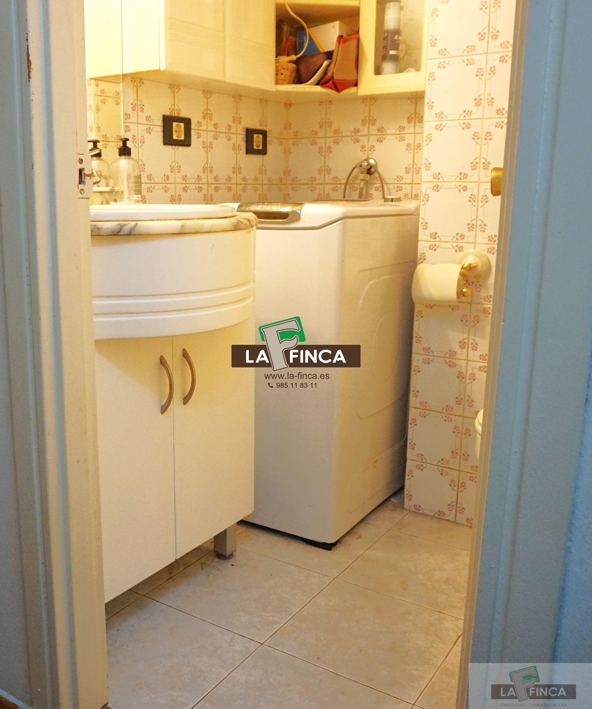 For sale of flat in Oviedo