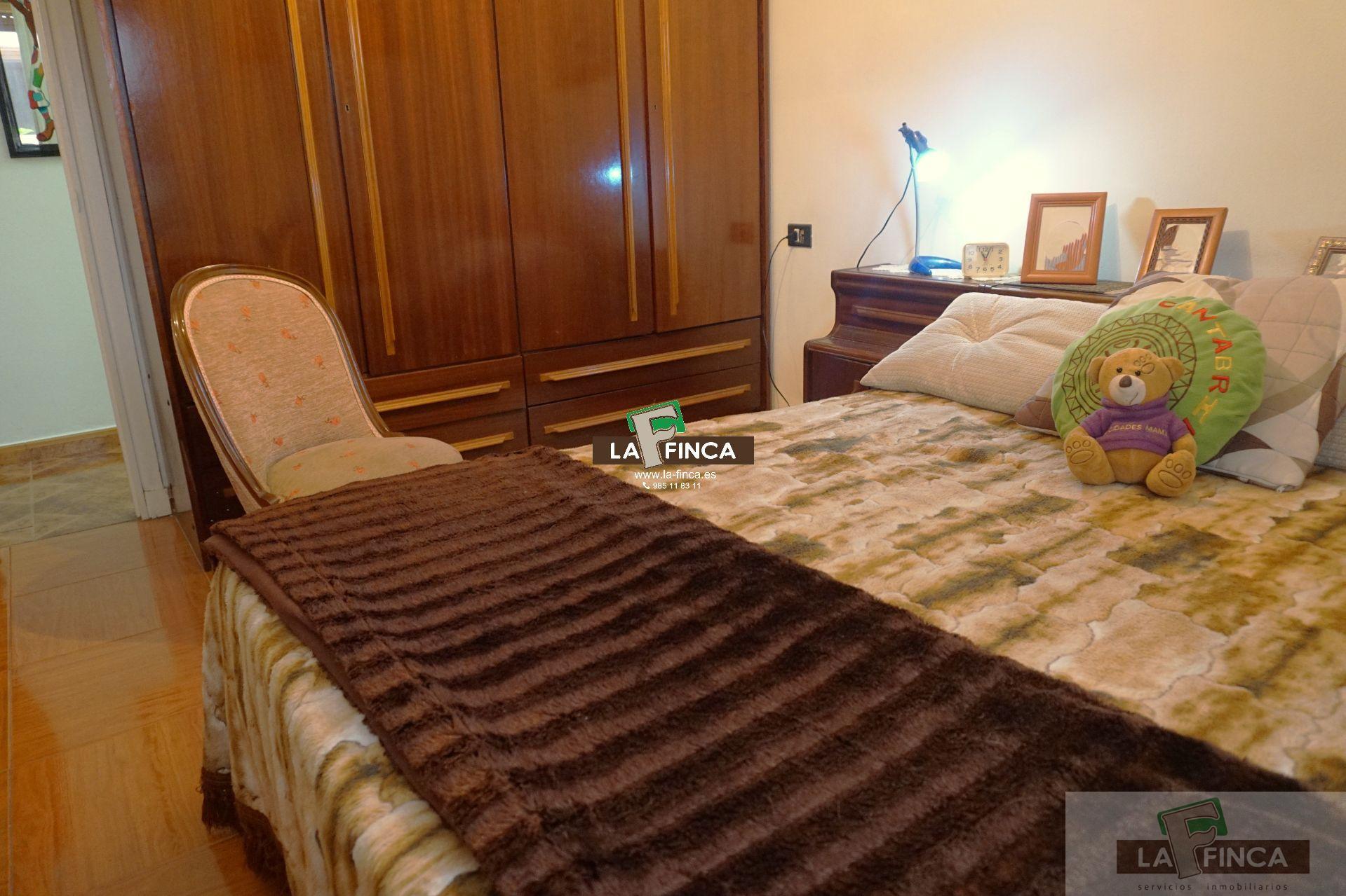 For sale of flat in Oviedo