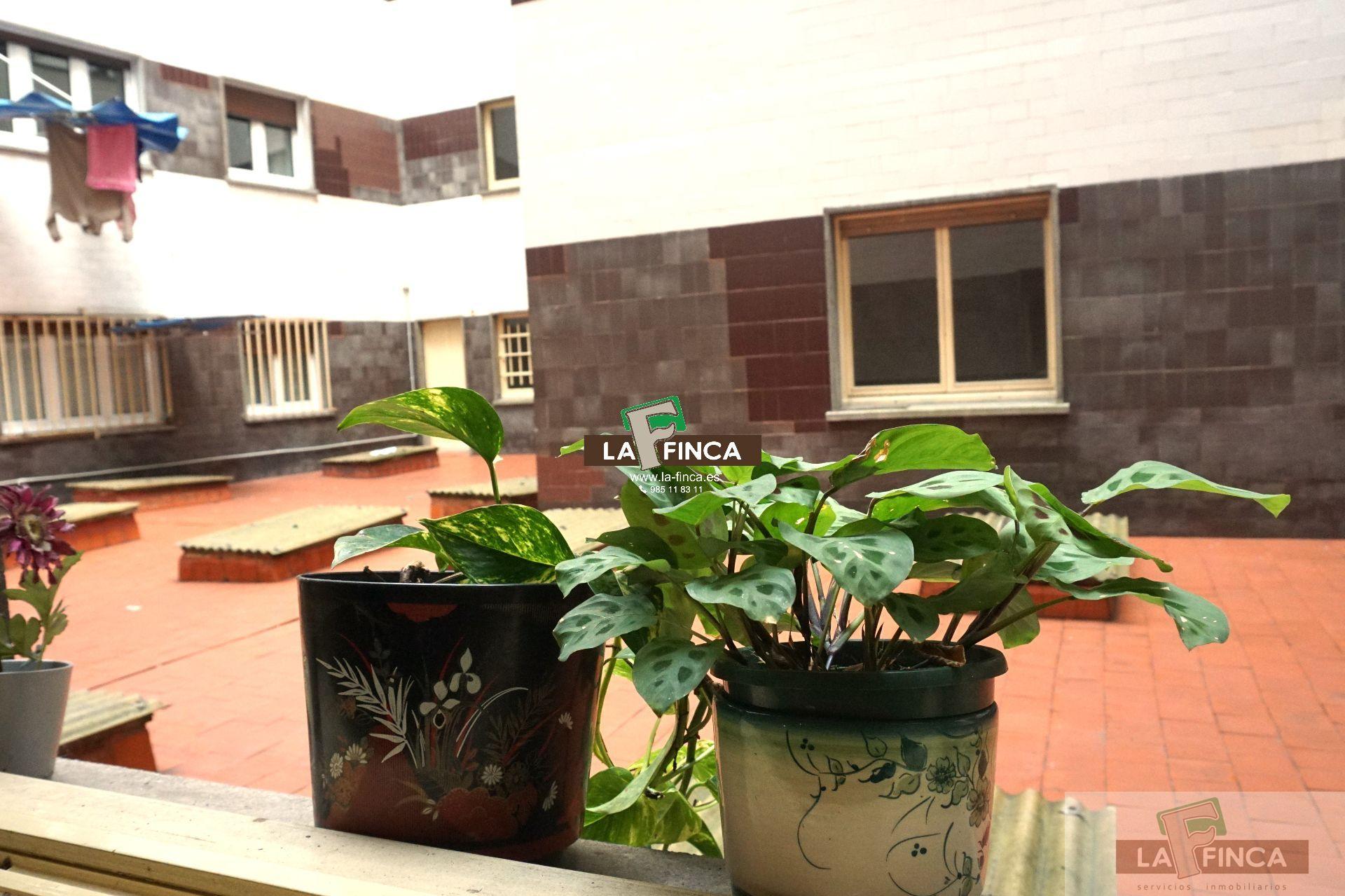 For sale of flat in Oviedo