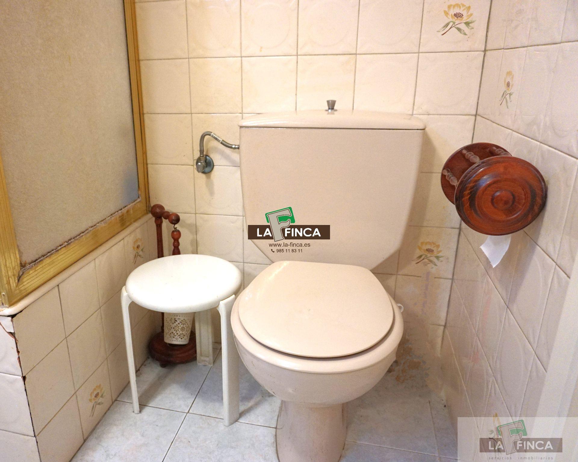 For sale of flat in Oviedo