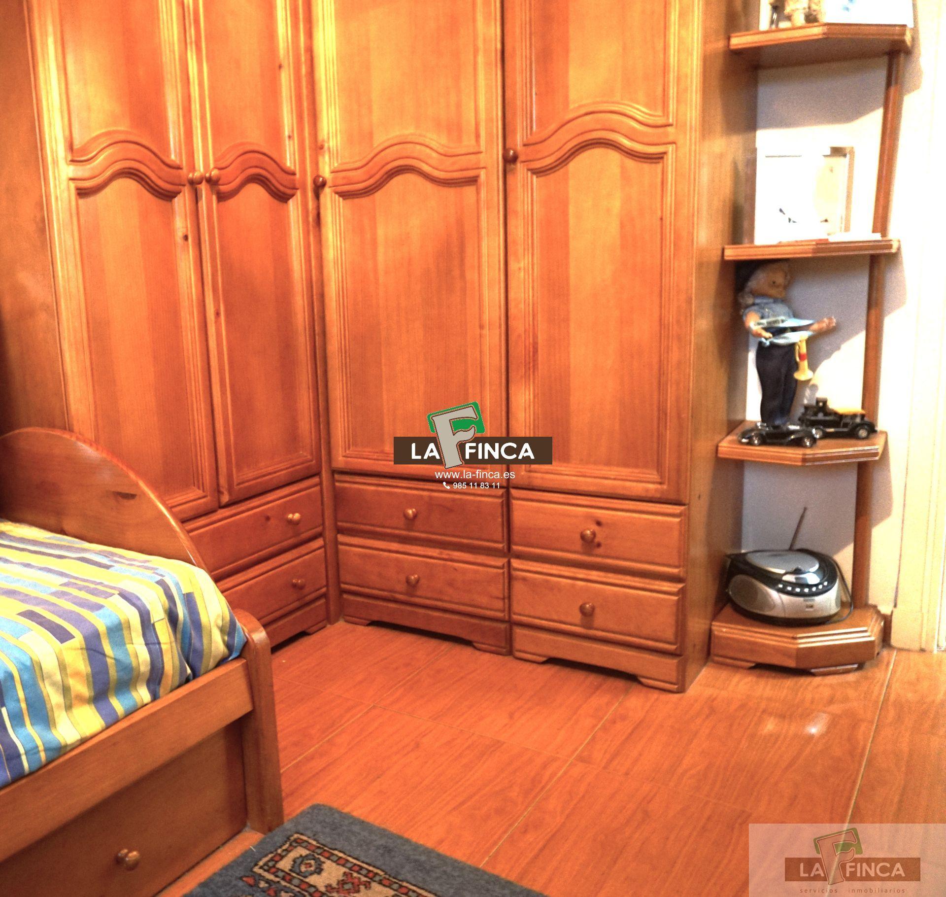 For sale of flat in Oviedo