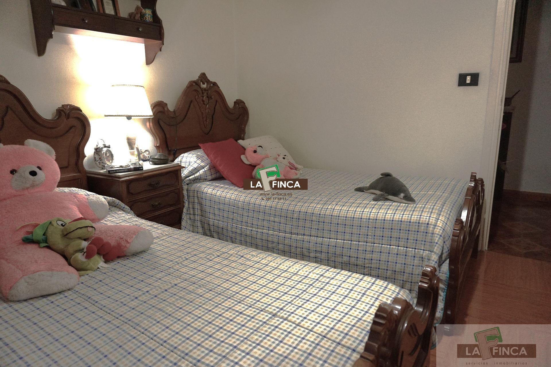 For sale of flat in Oviedo