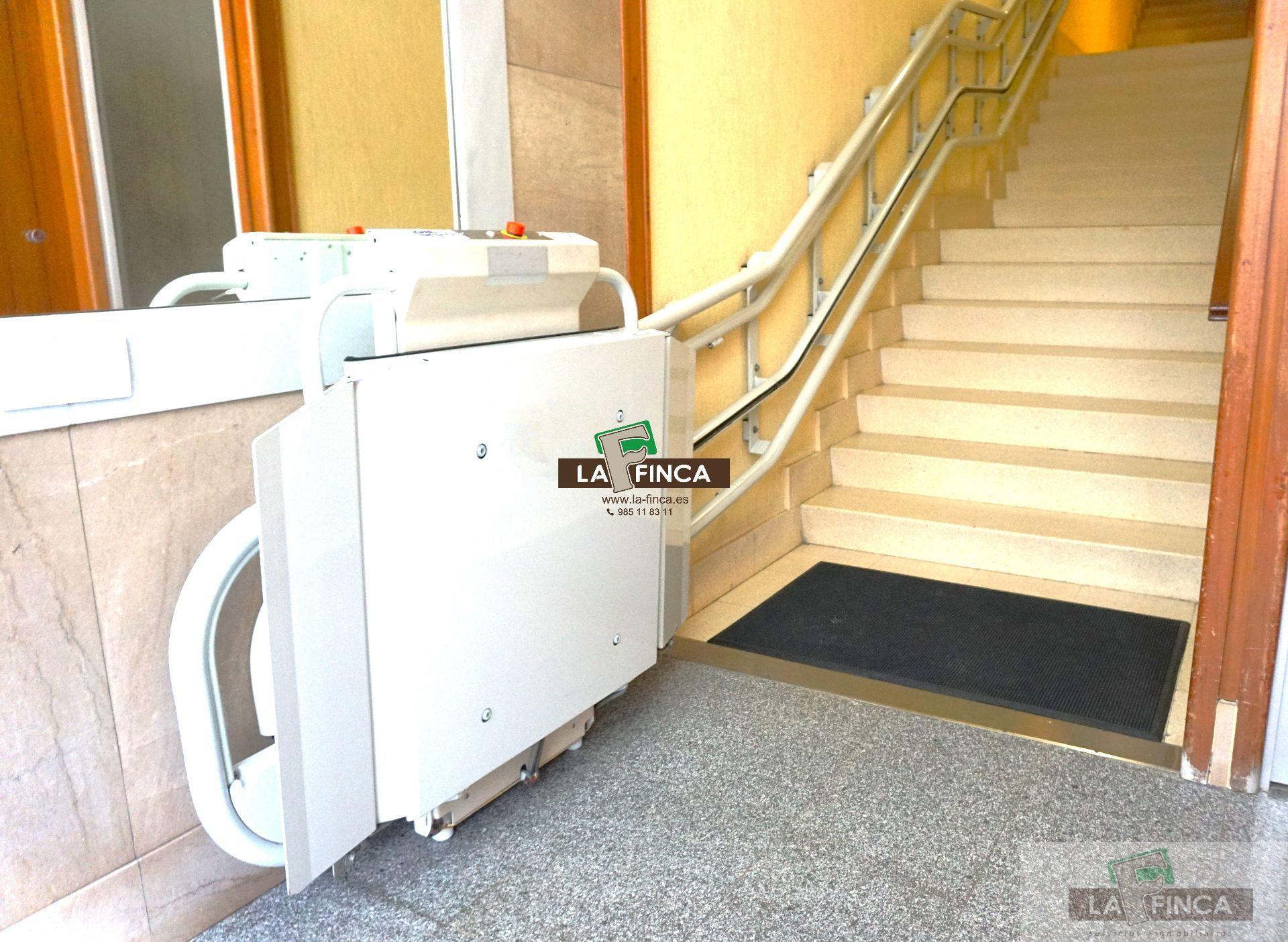 For sale of flat in Oviedo
