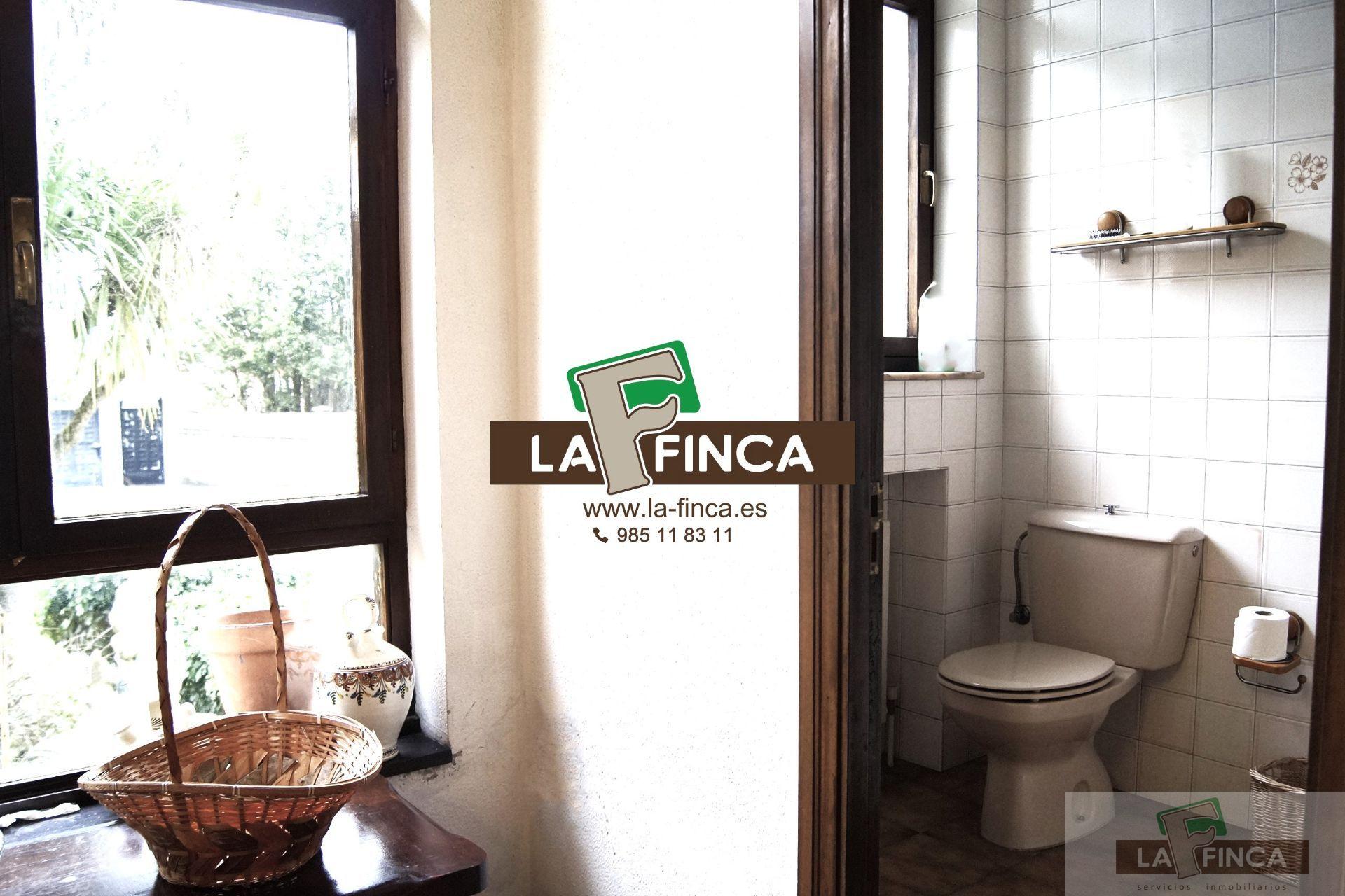 For sale of villa in Siero
