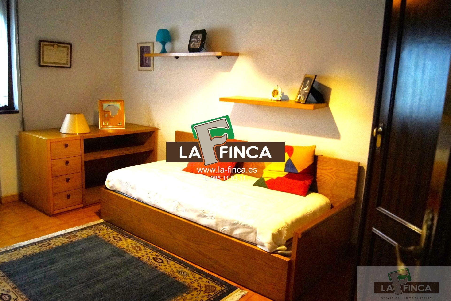 For sale of villa in Siero