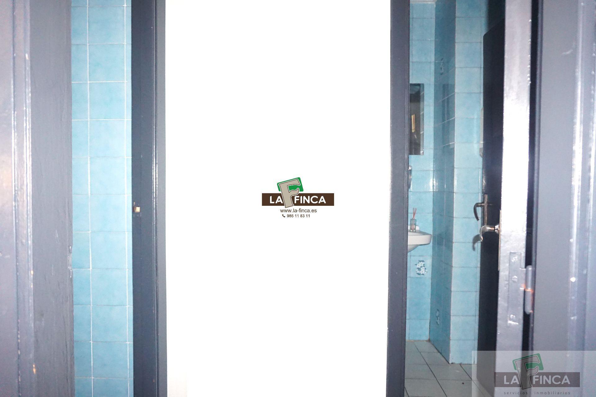 For rent of commercial in Oviedo