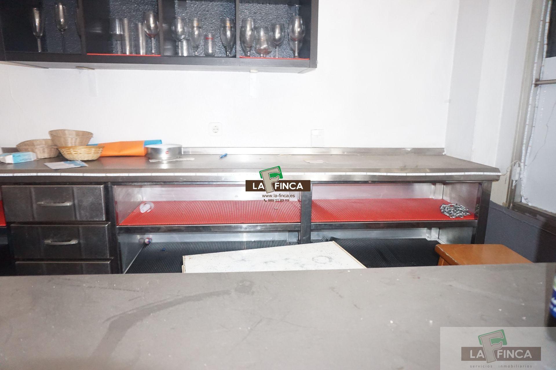 For rent of commercial in Oviedo