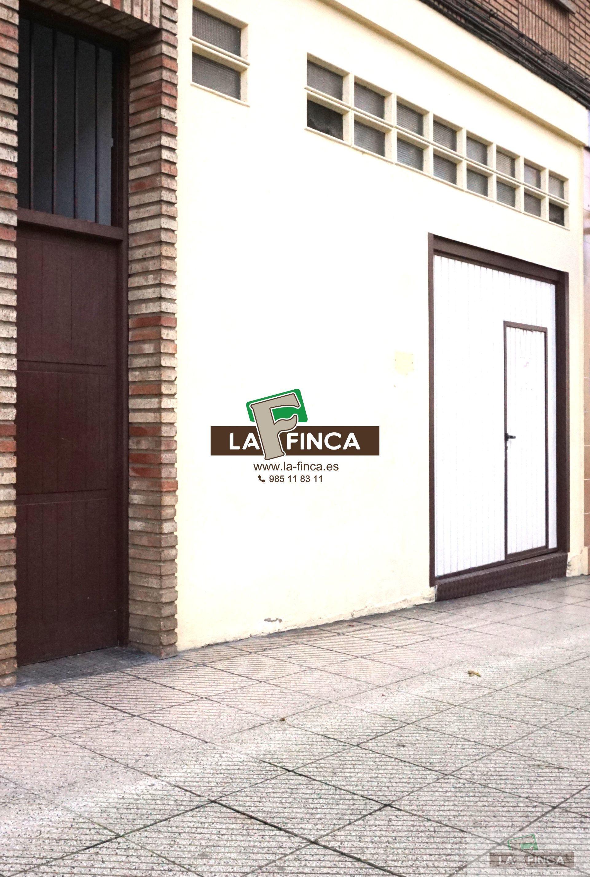 For rent of commercial in Oviedo