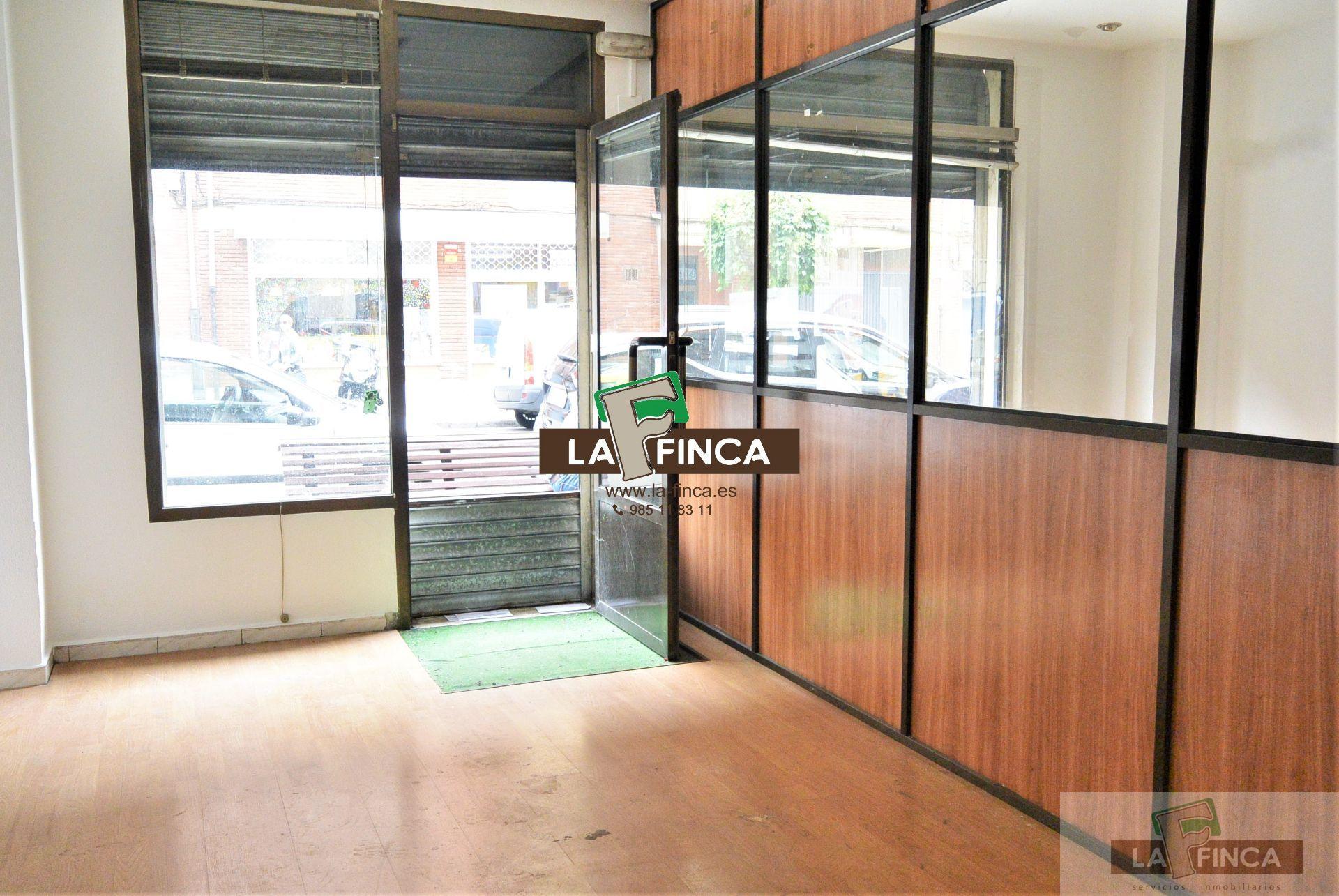 For sale of commercial in Oviedo