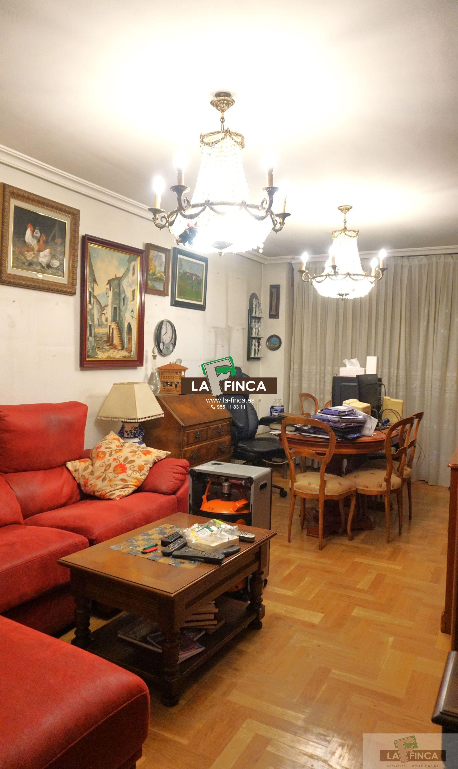 Venta de piso en Oviedo
