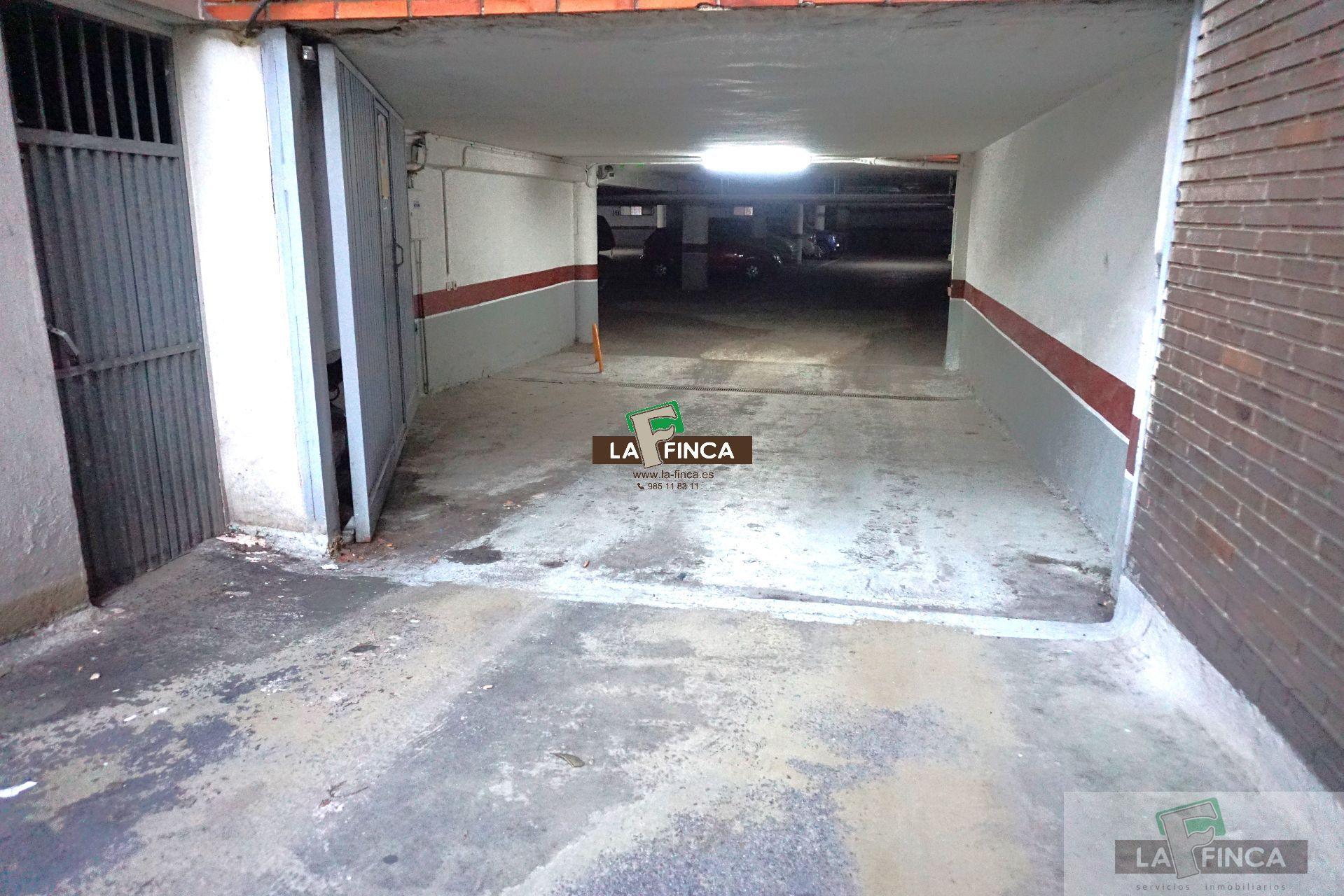For sale of garage in Oviedo