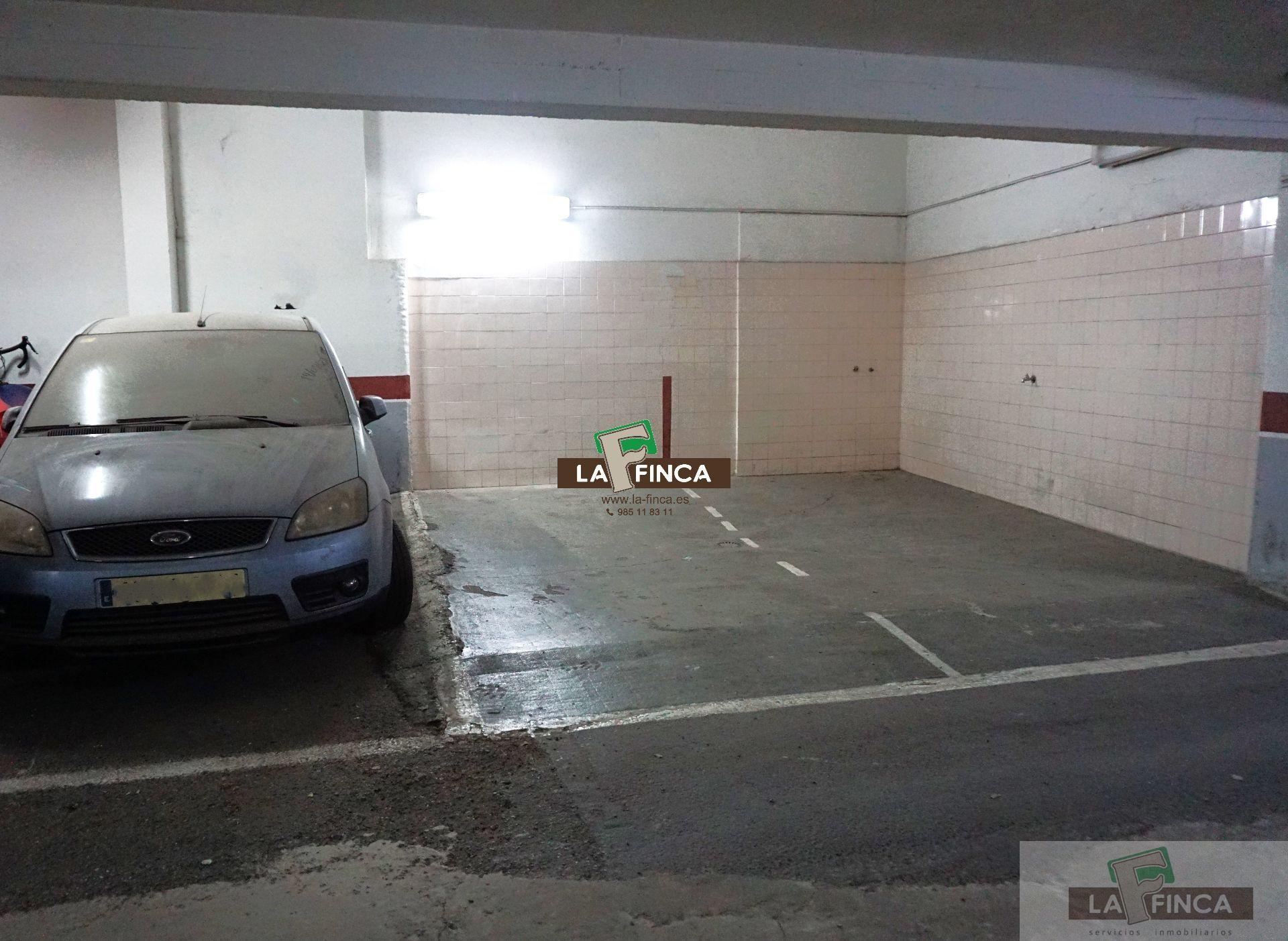 For sale of garage in Oviedo