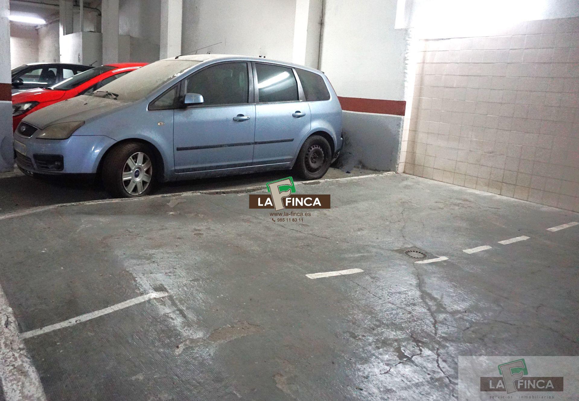 For sale of garage in Oviedo