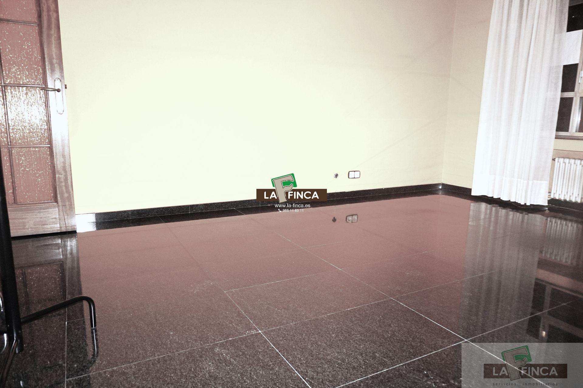 For sale of office in Oviedo