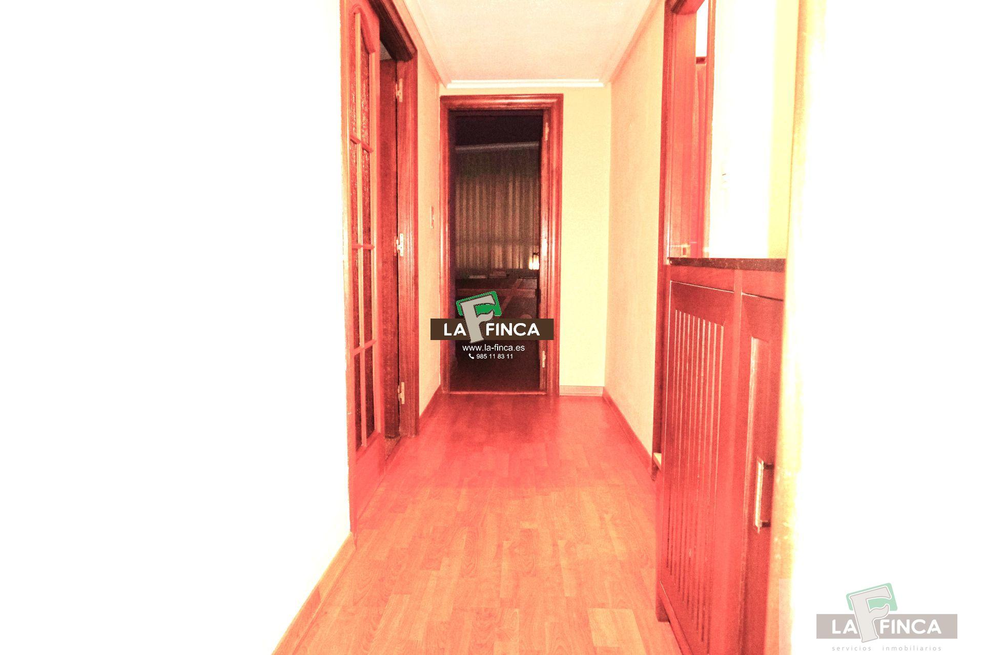 For sale of office in Oviedo