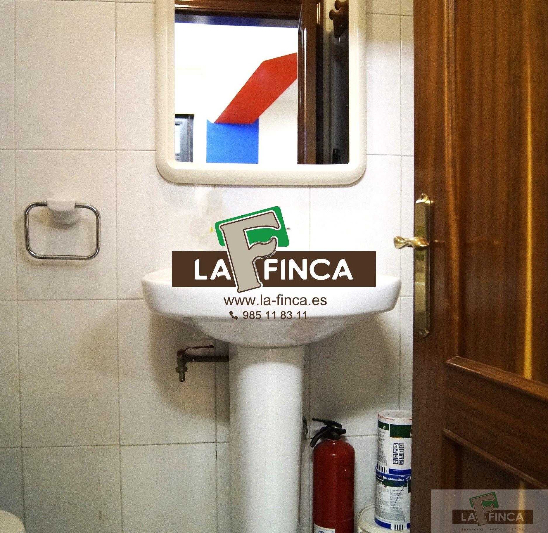 Venta de local comercial en Oviedo