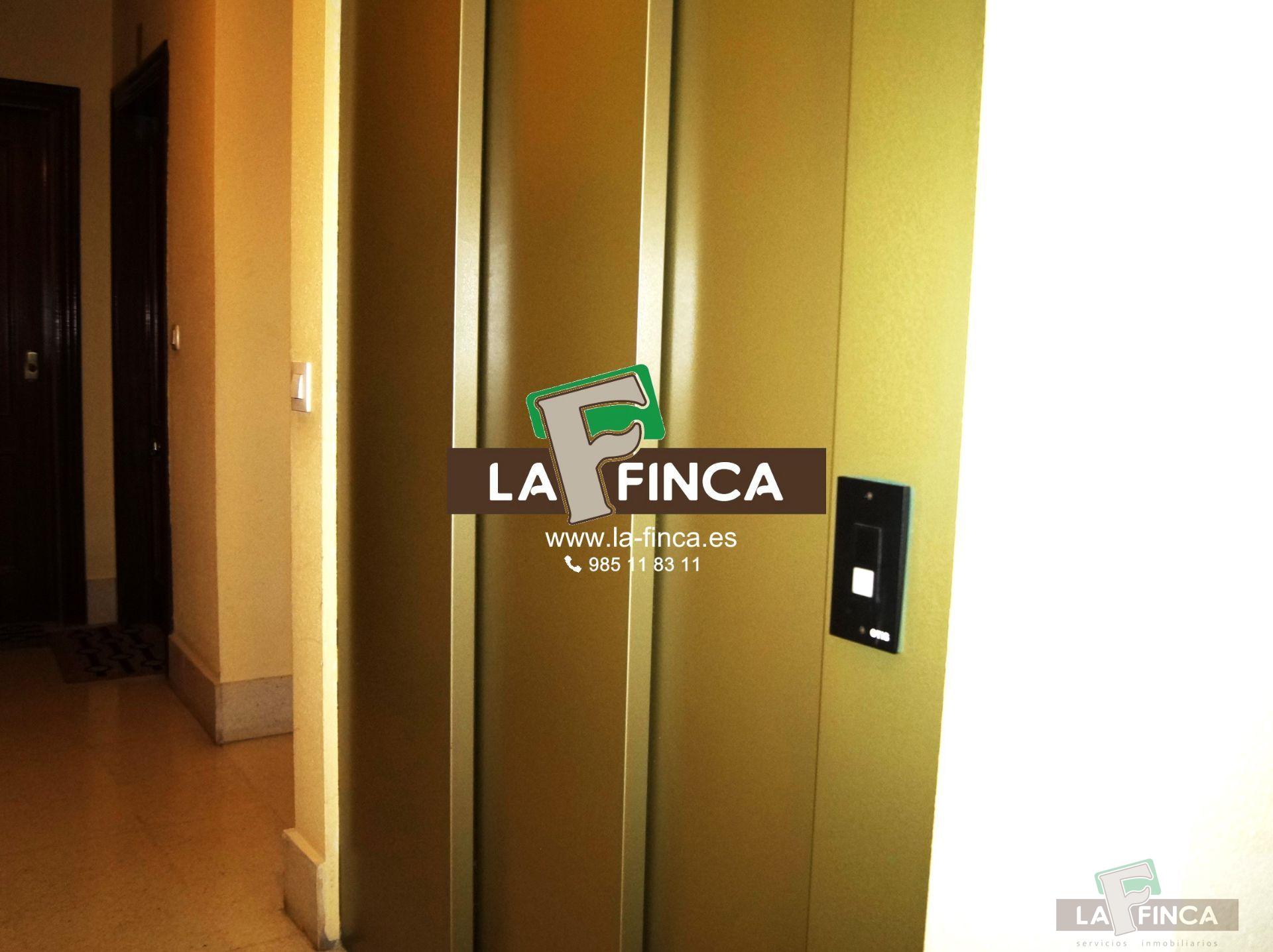 Venta de local comercial en Oviedo