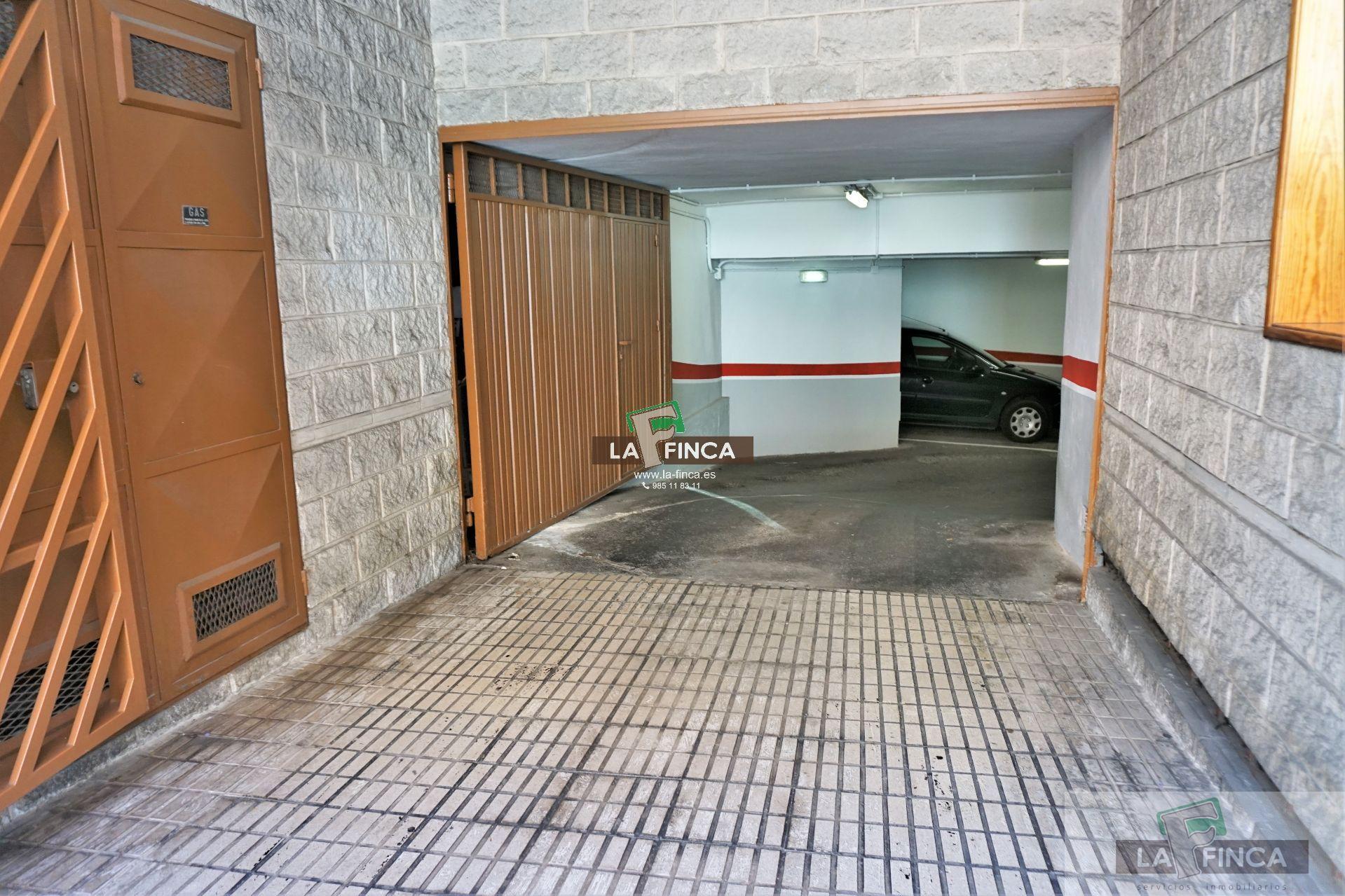 For rent of garage in Oviedo