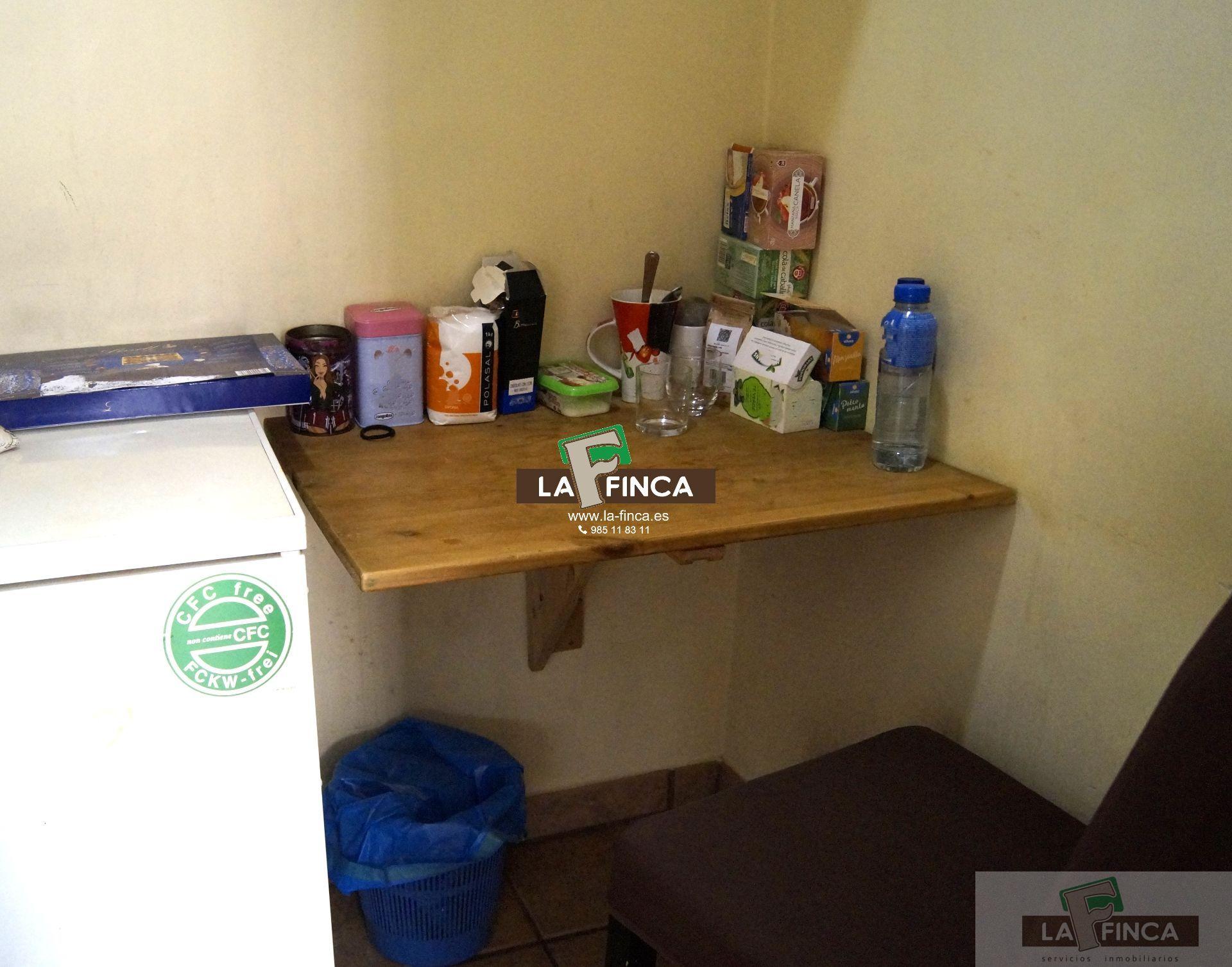 Venta de local comercial en Oviedo
