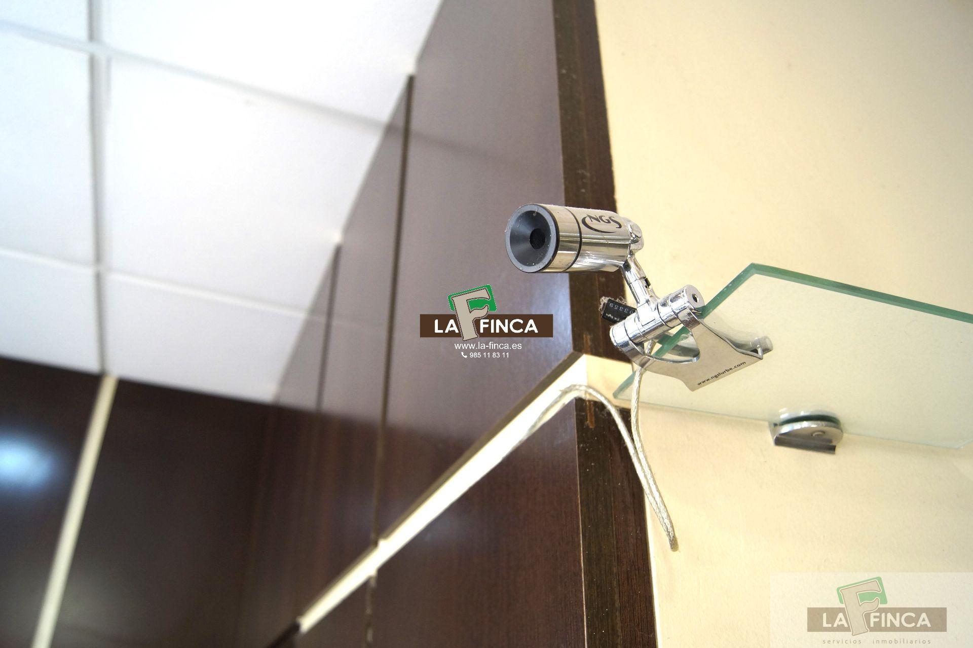 Venta de local comercial en Oviedo