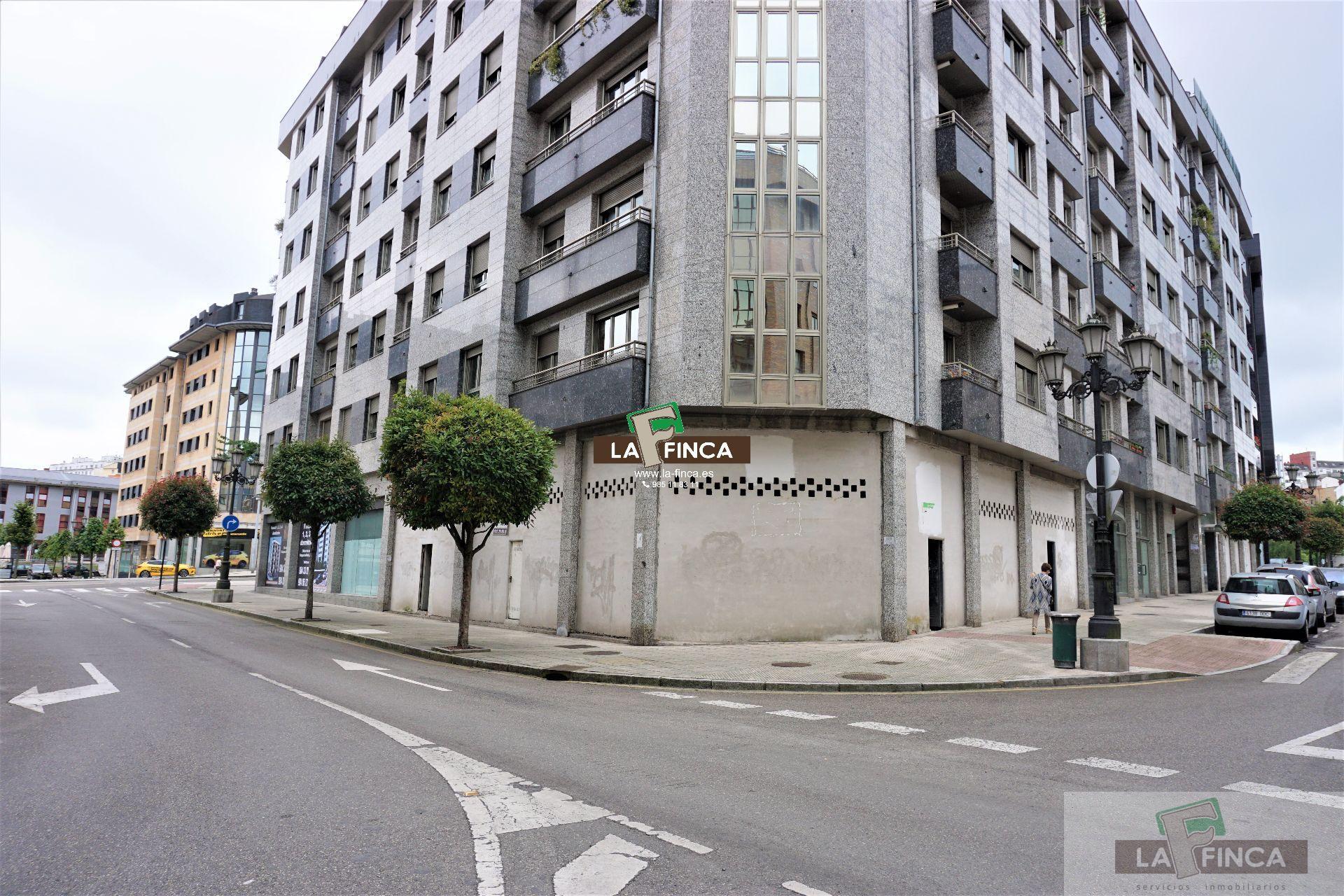 For sale of commercial in Oviedo