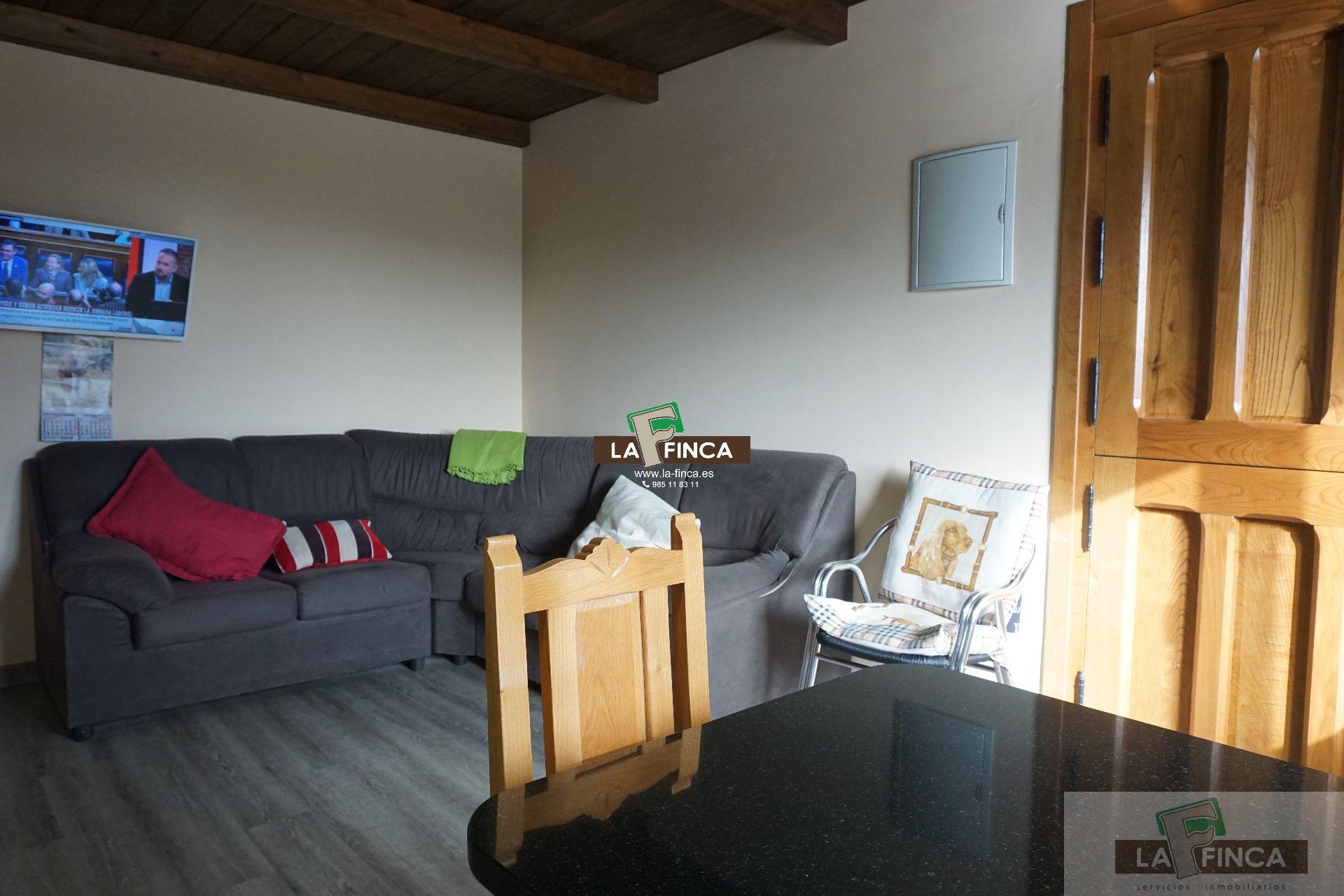 For sale of villa in Oviedo