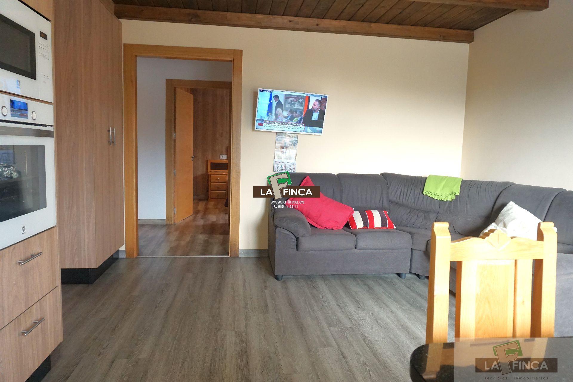 For sale of villa in Oviedo