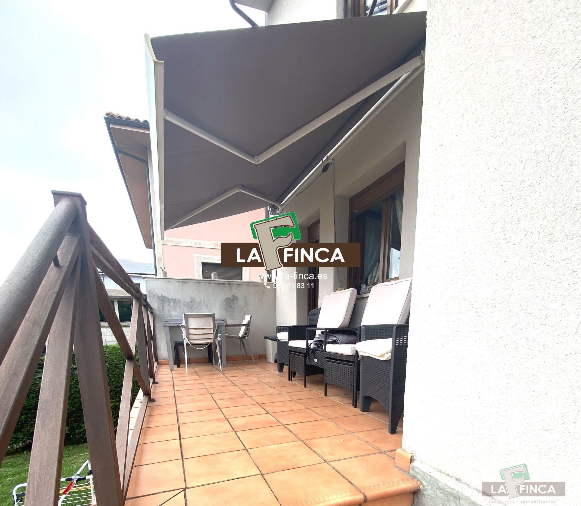 For sale of villa in Candás