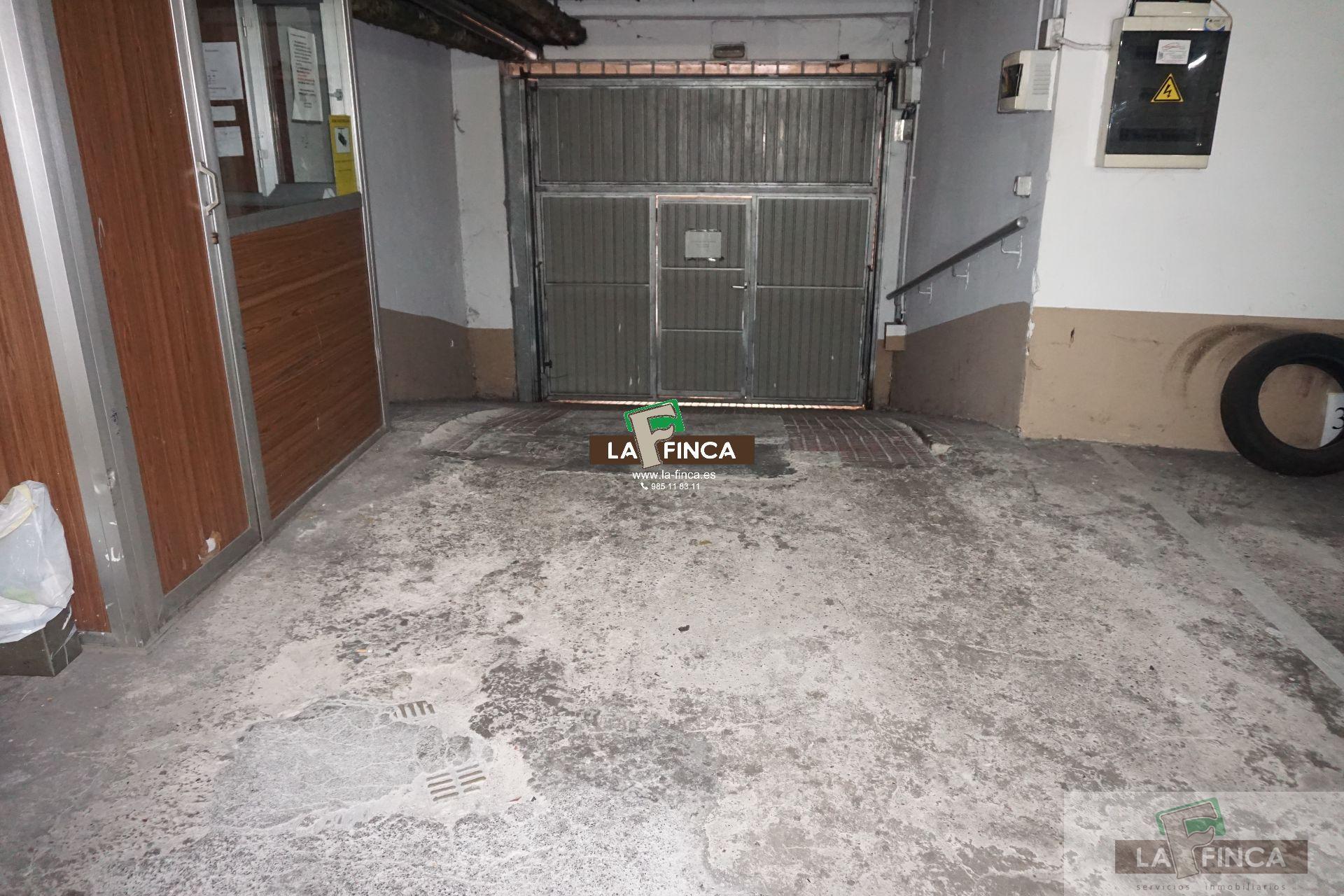 For sale of garage in Oviedo
