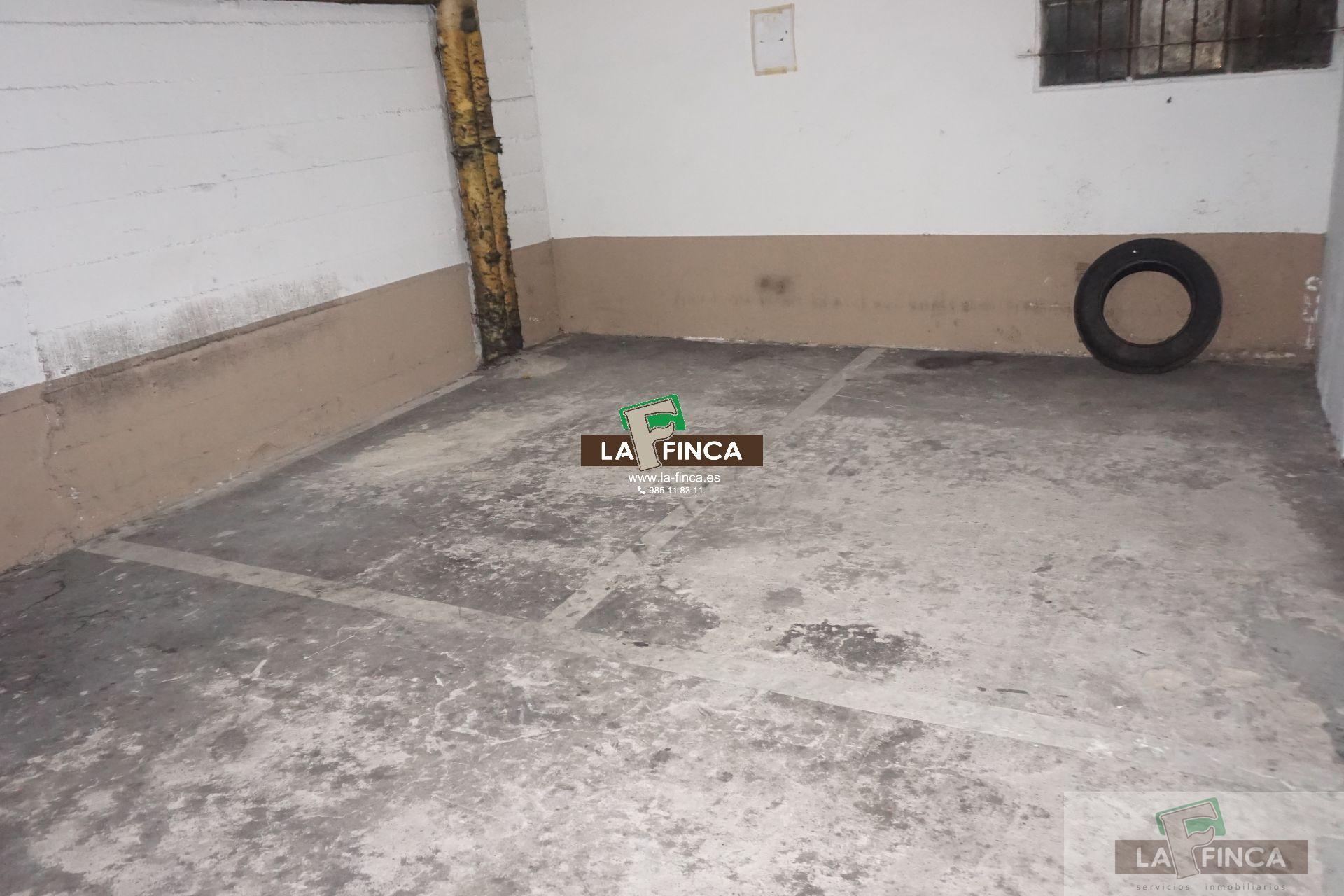 For sale of garage in Oviedo