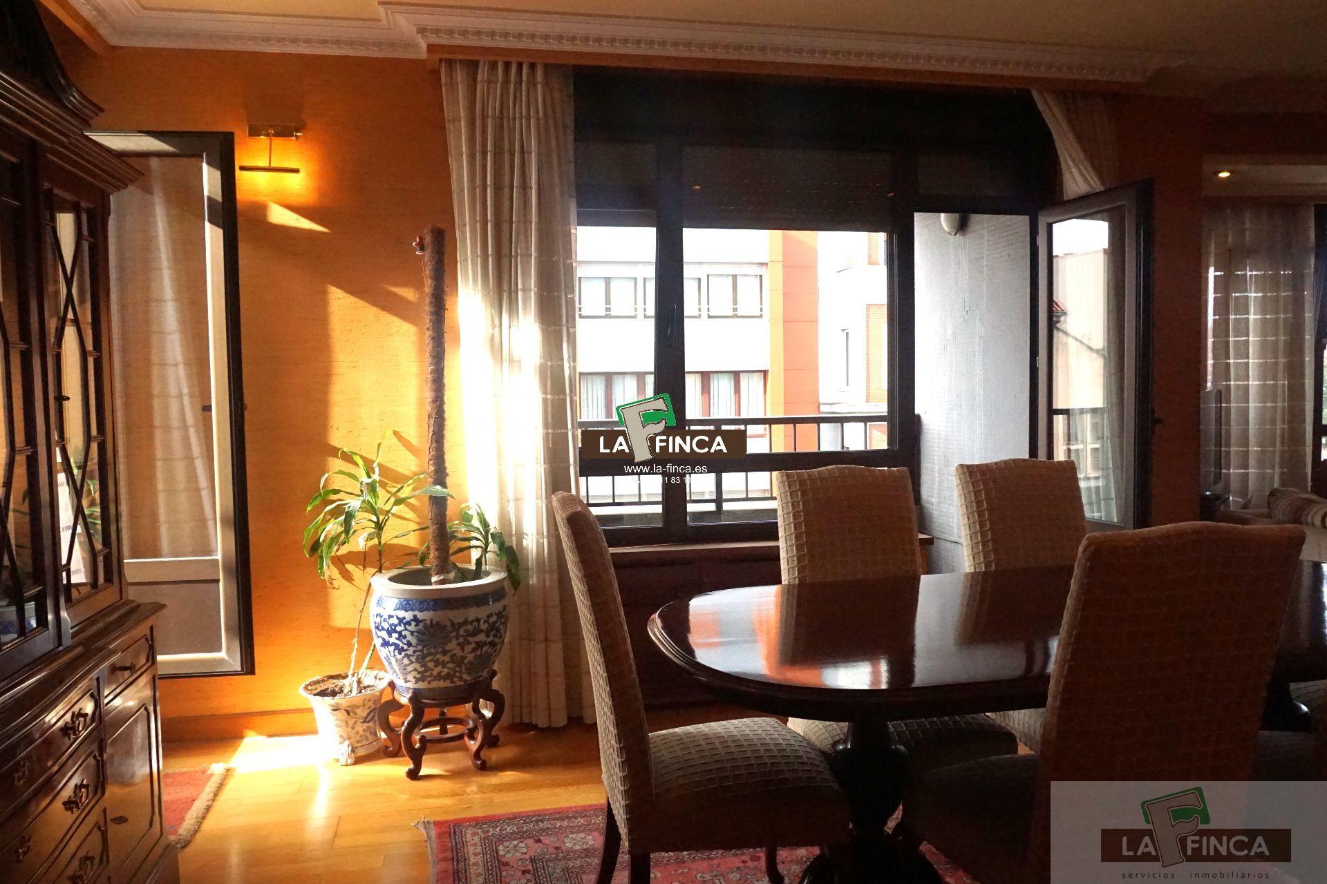 For sale of flat in Oviedo