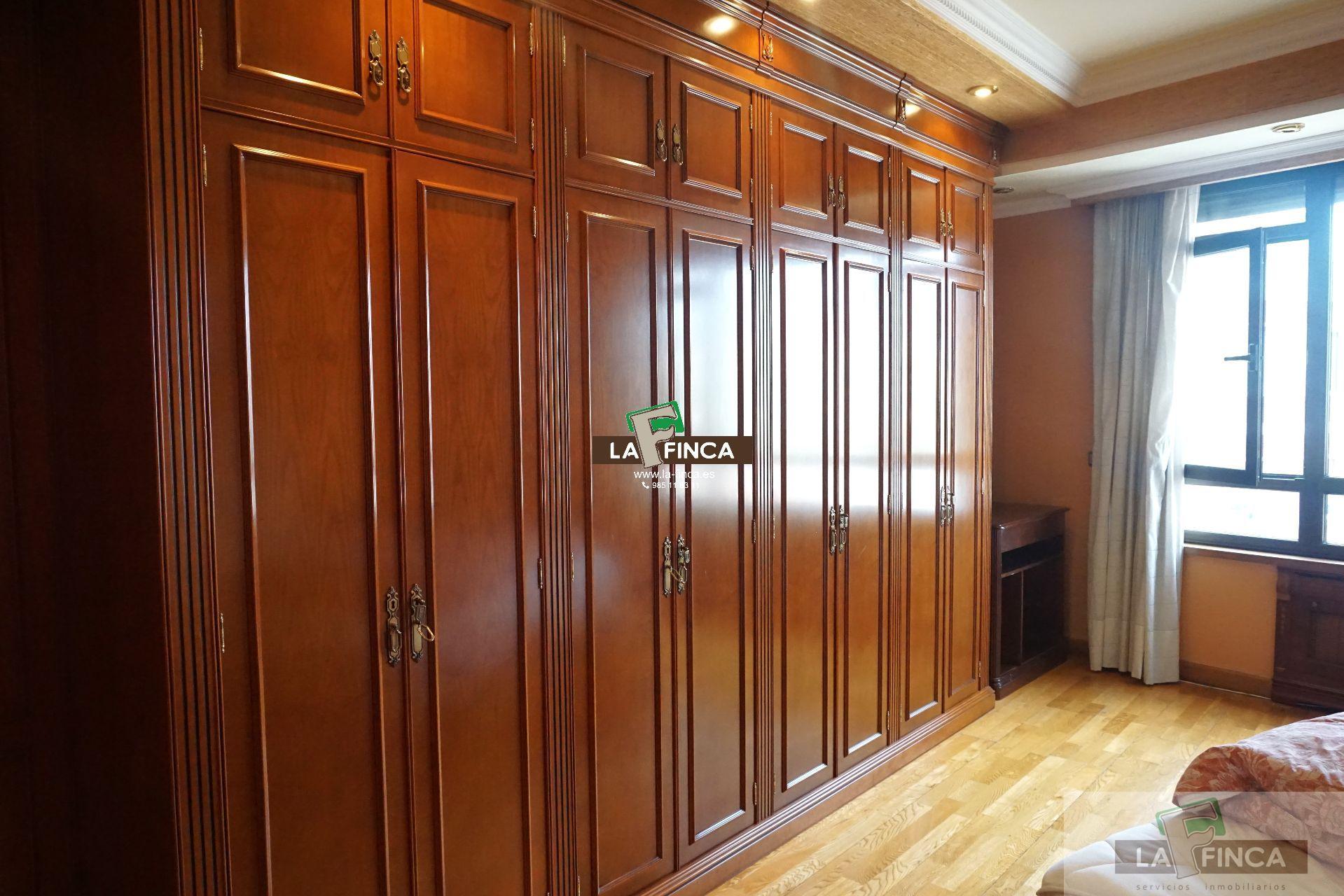 For sale of flat in Oviedo