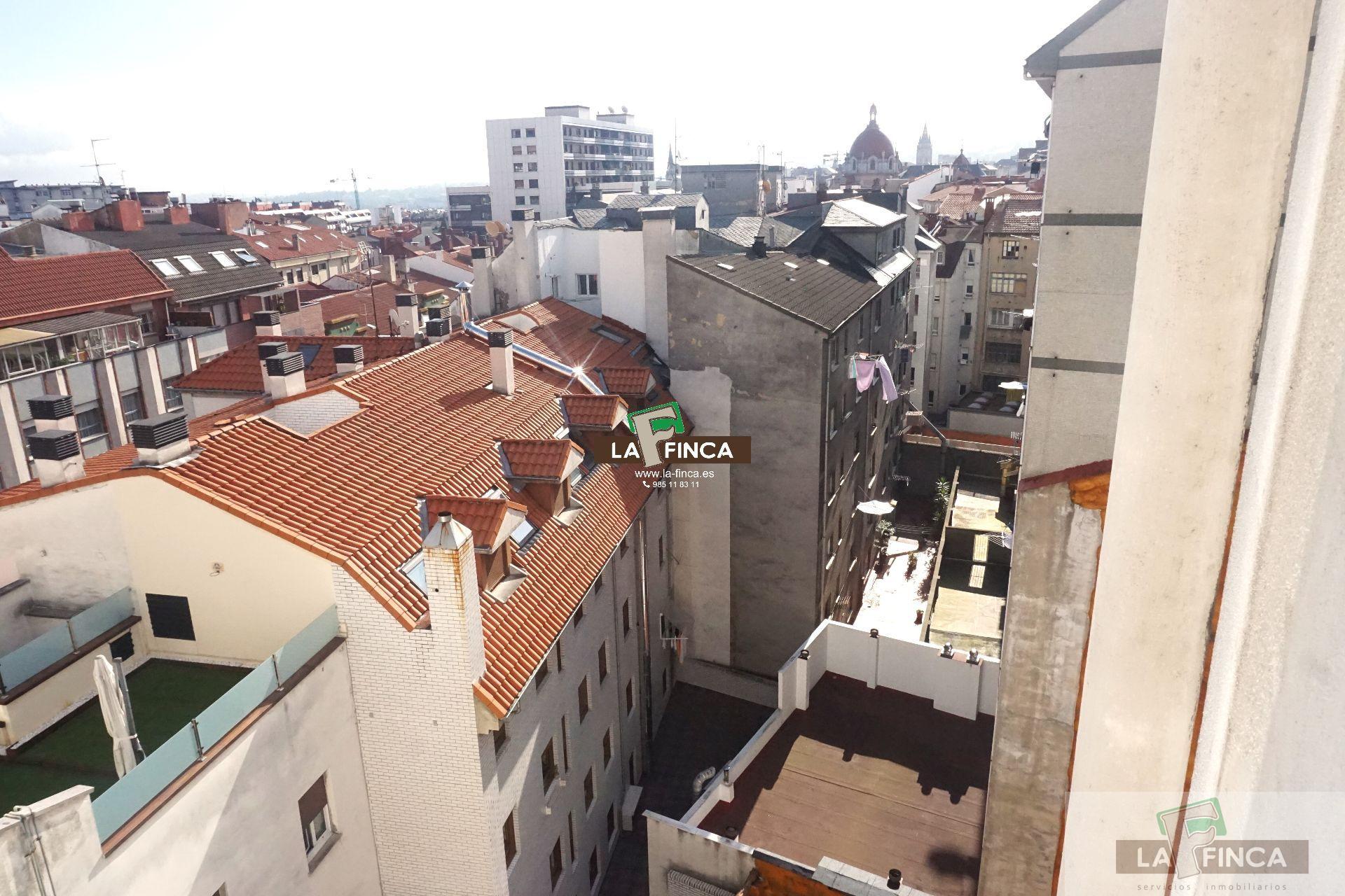 For sale of flat in Oviedo