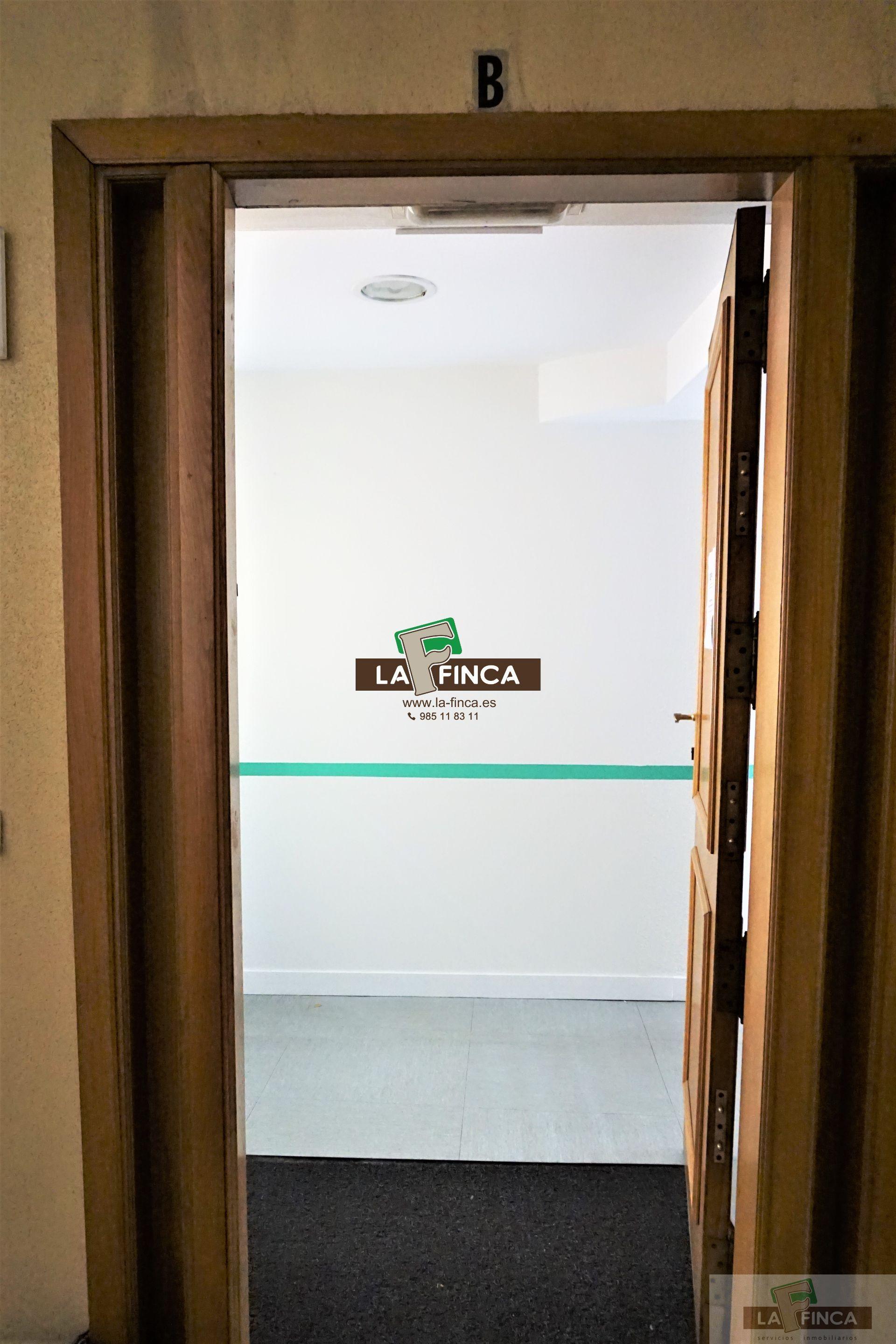 For rent of commercial in Oviedo