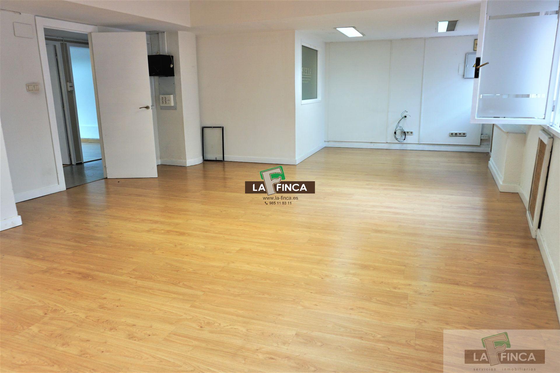 For rent of commercial in Oviedo