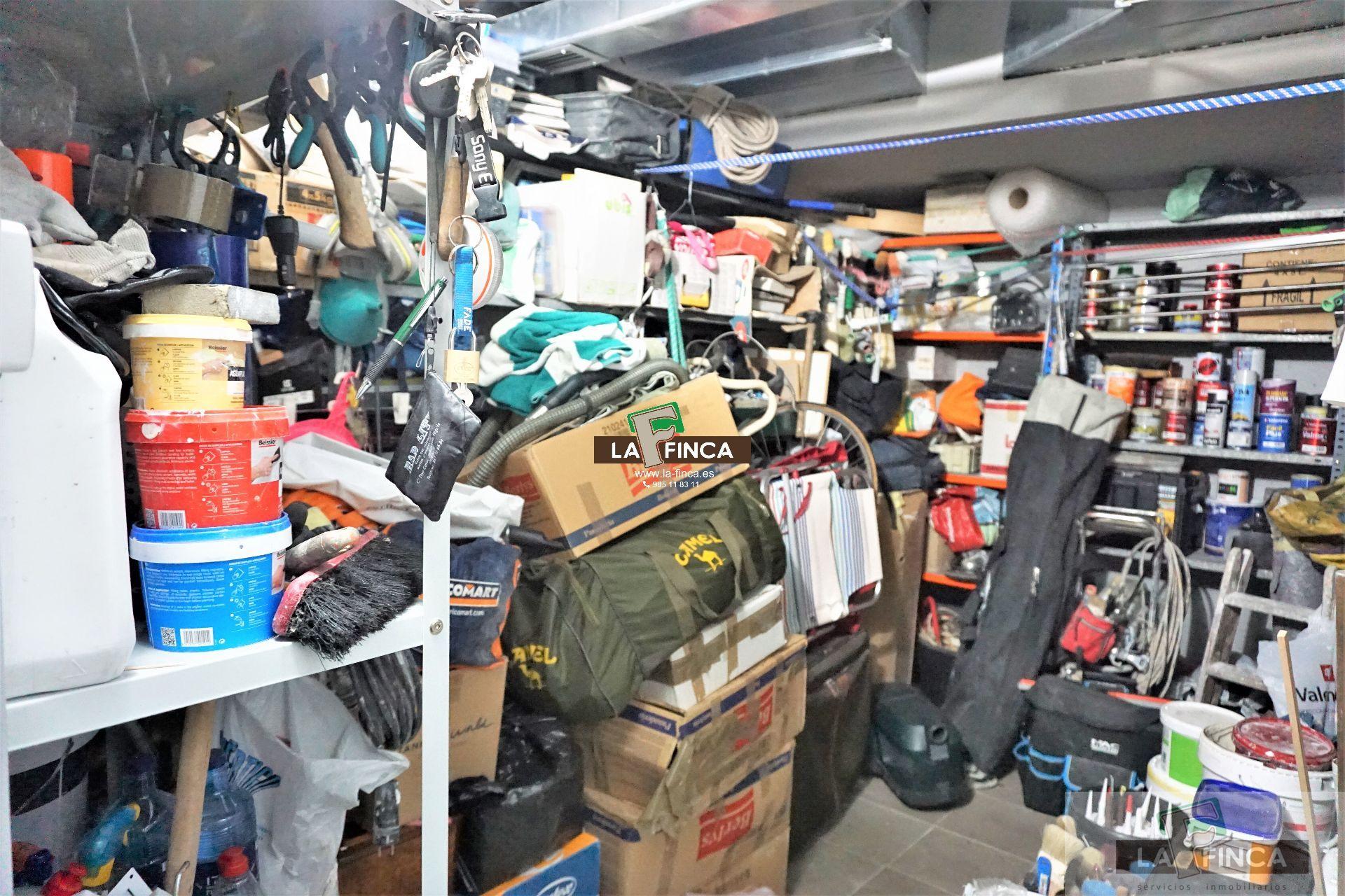 For sale of garage in Oviedo