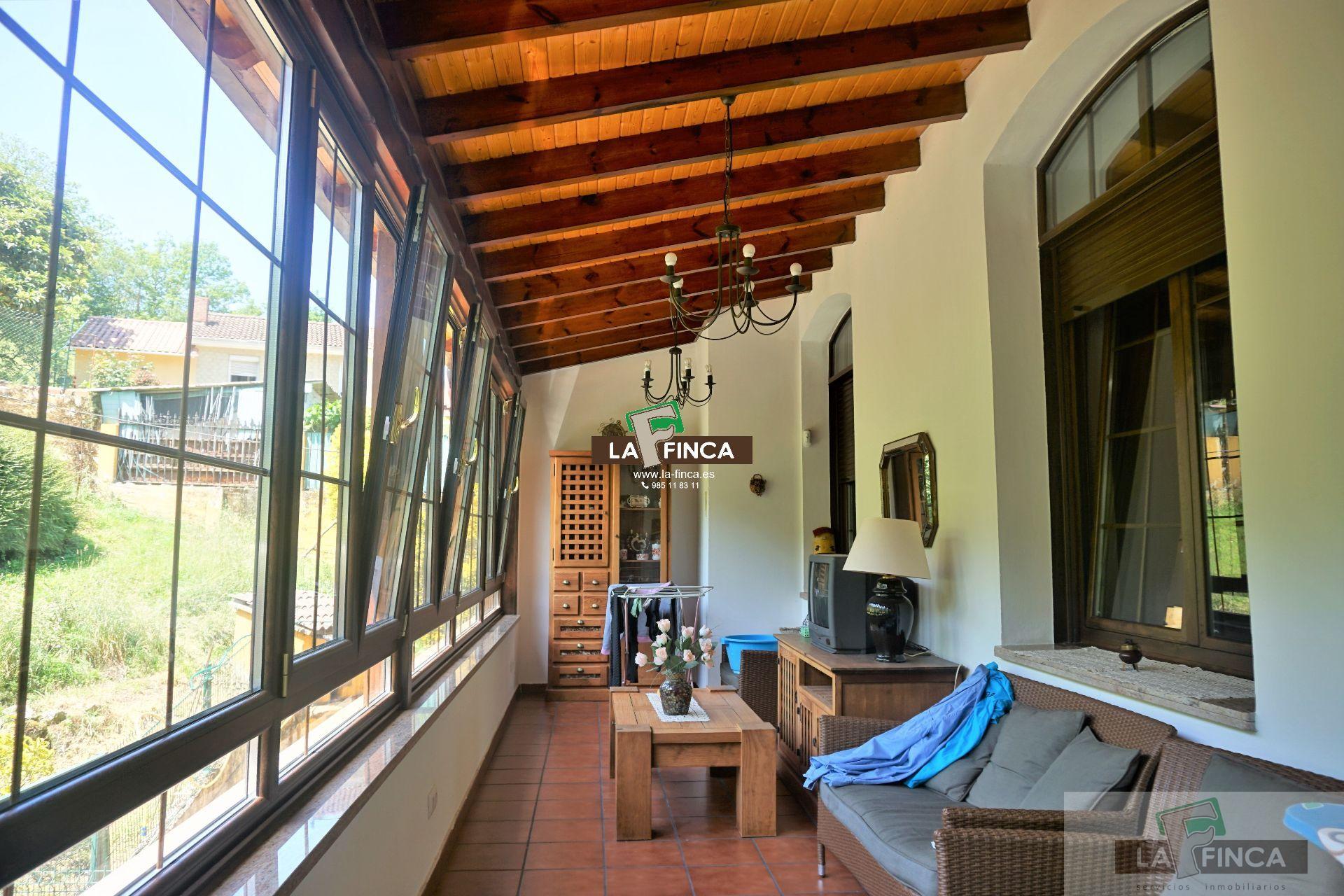 For sale of house in Oviedo