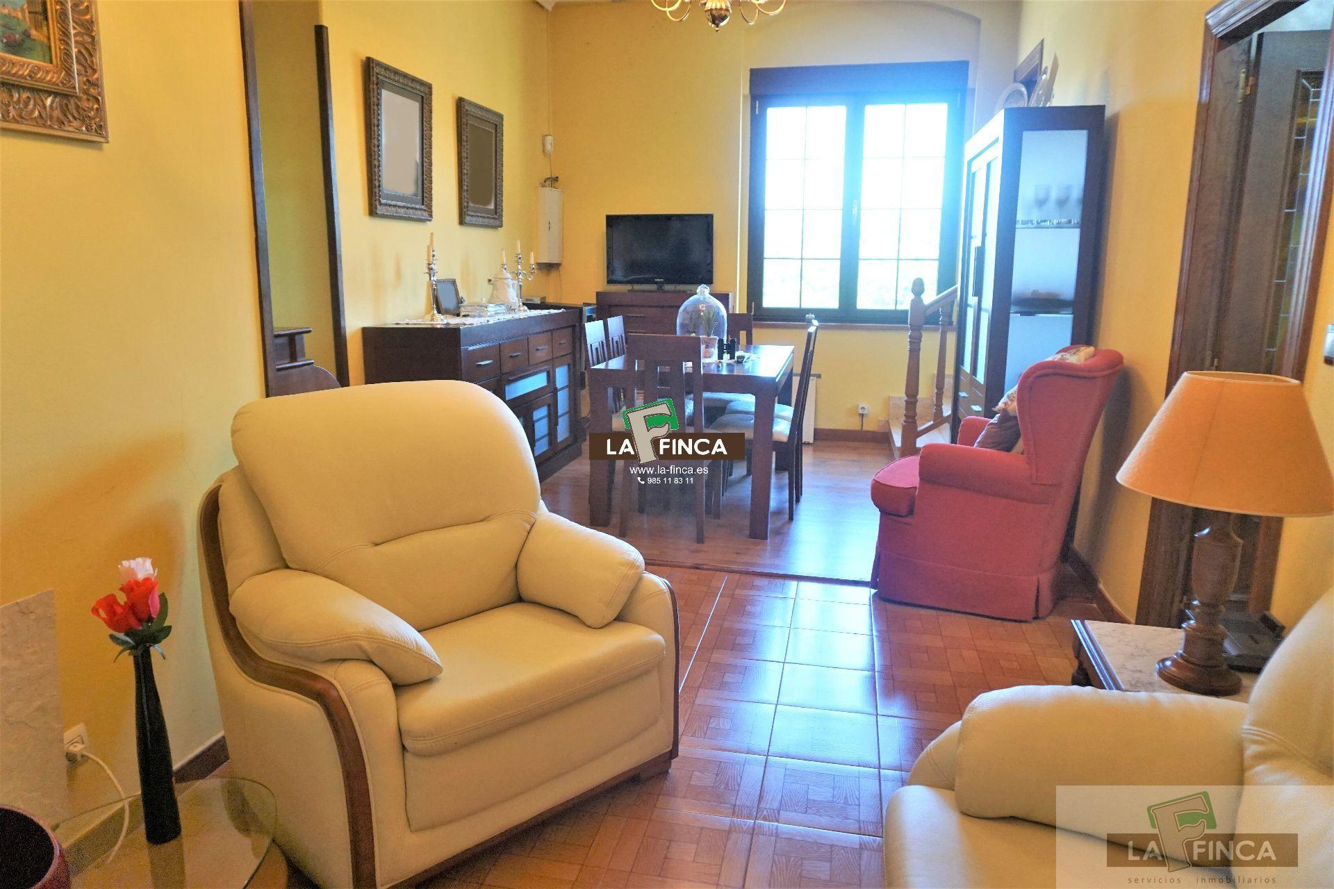 For sale of house in Oviedo
