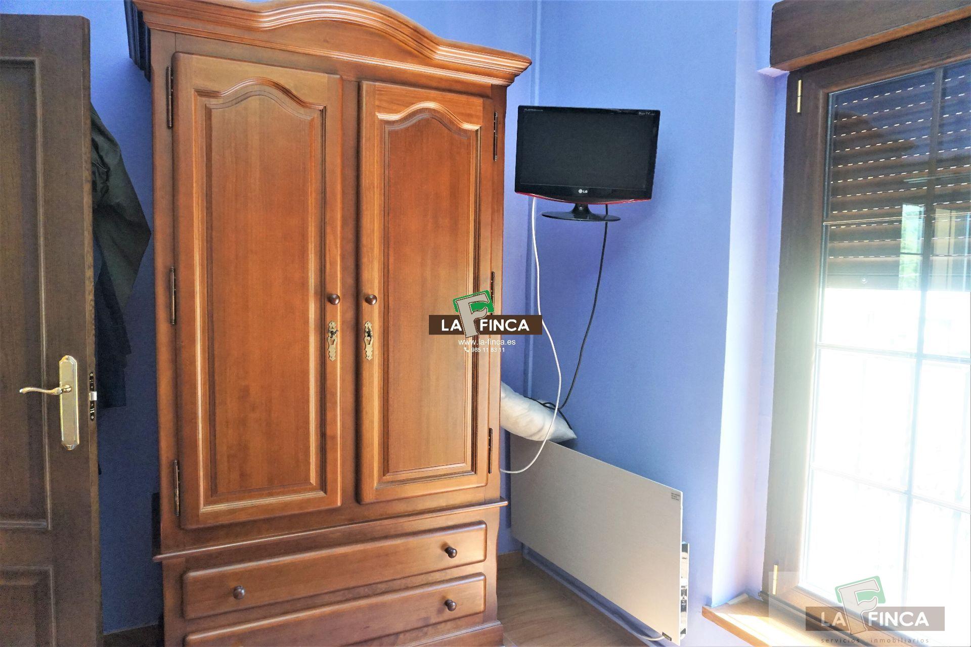 For sale of house in Oviedo
