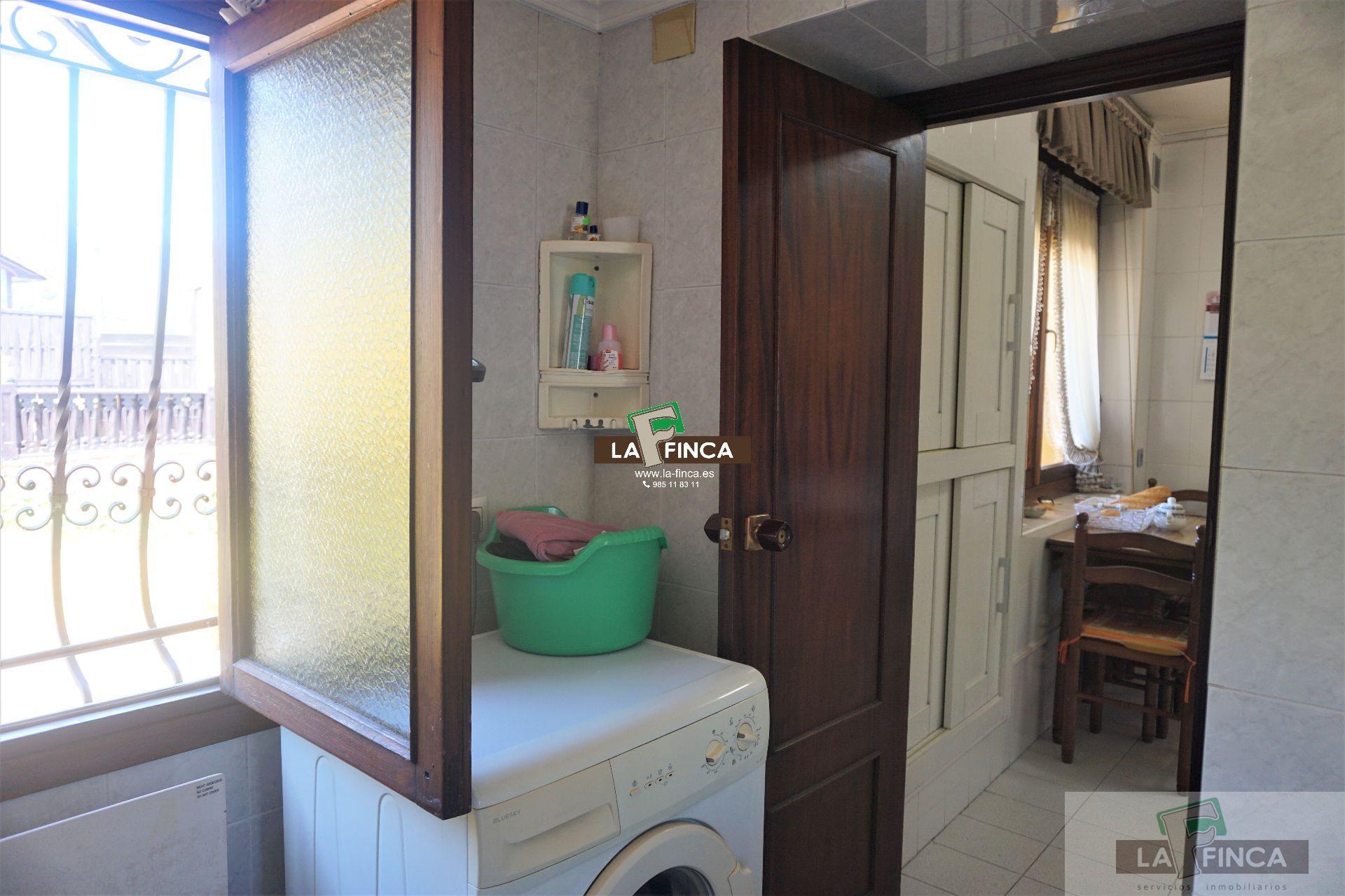 For sale of house in Oviedo
