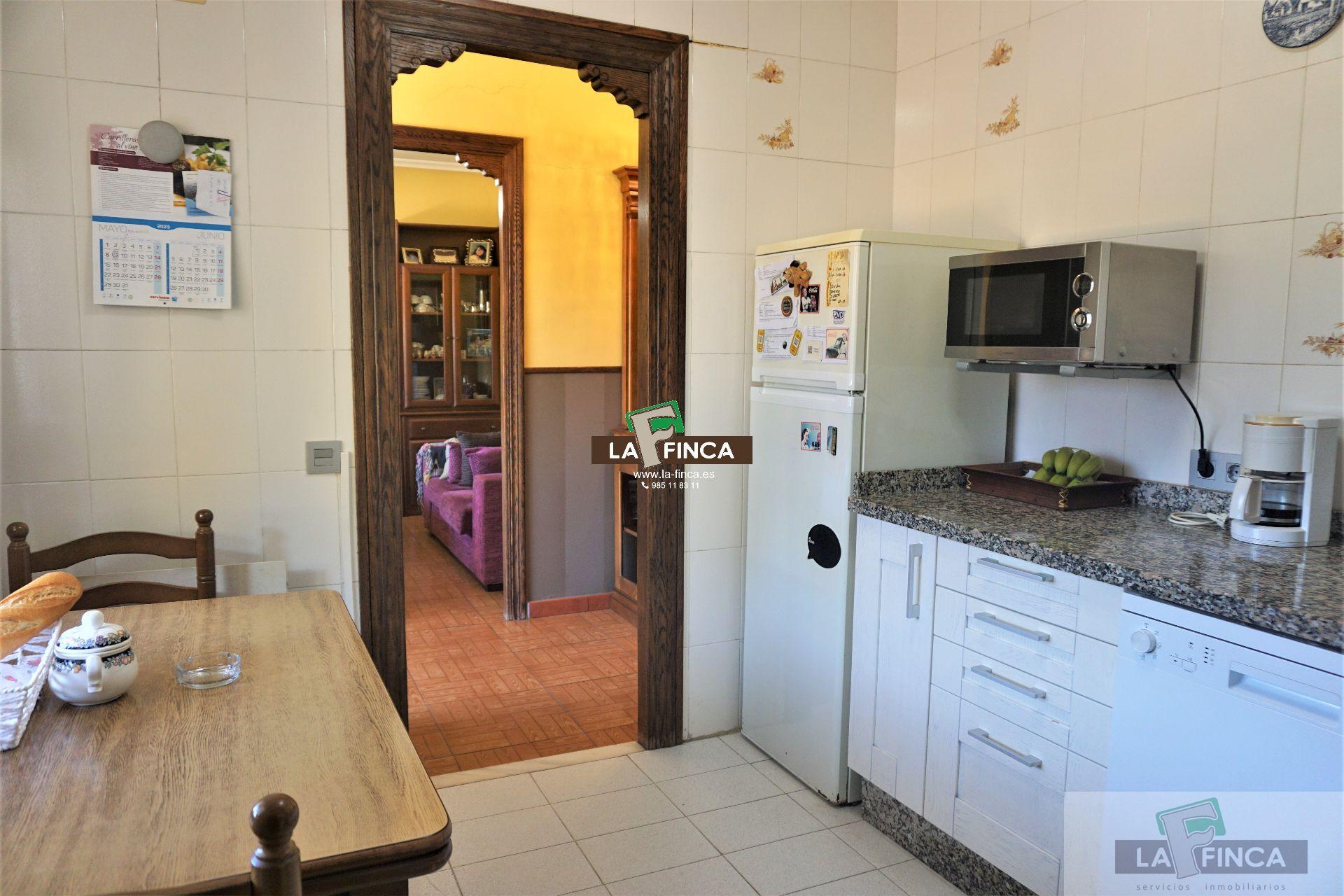 For sale of house in Oviedo